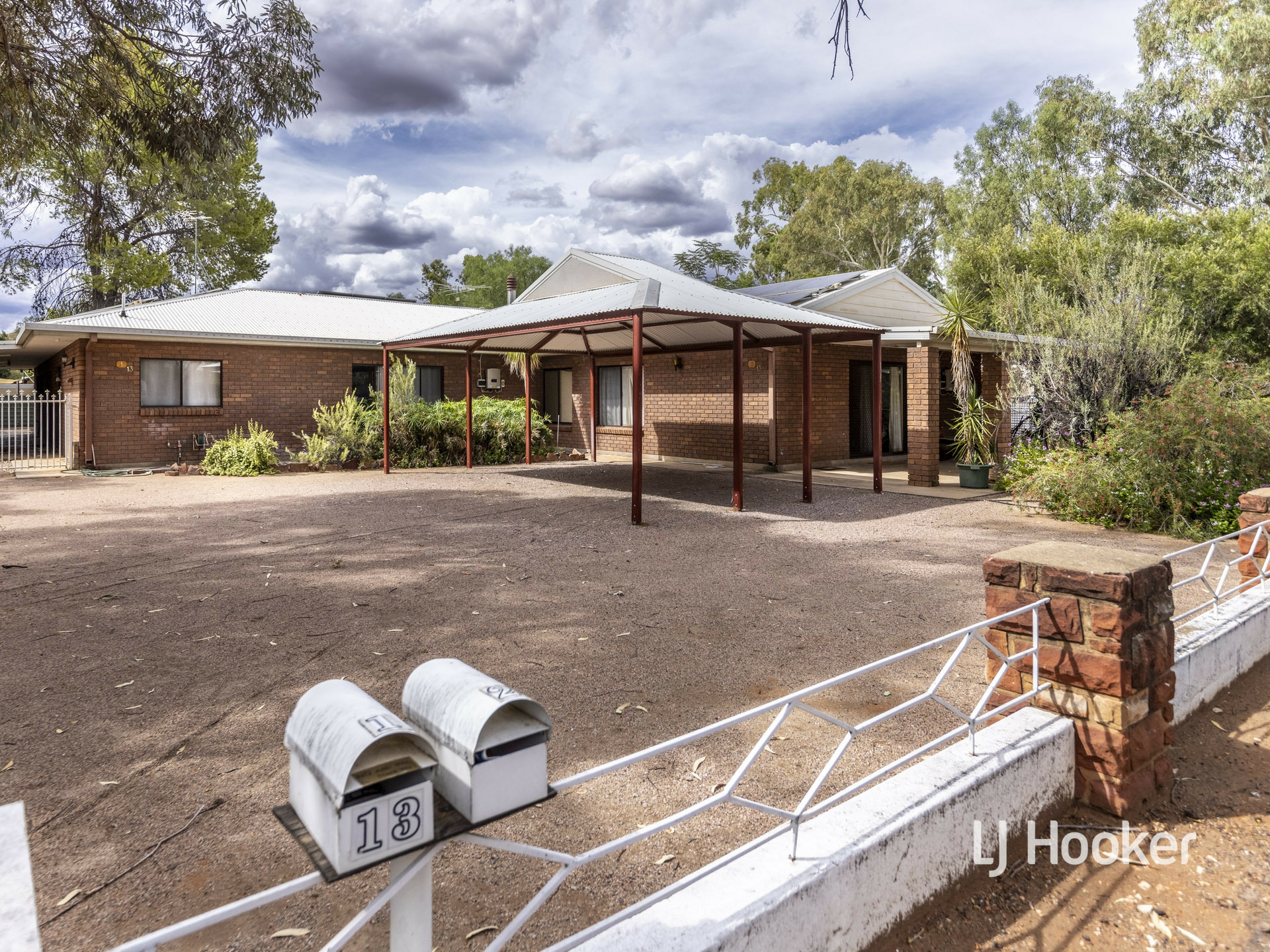 13 Renner Street, EAST SIDE
