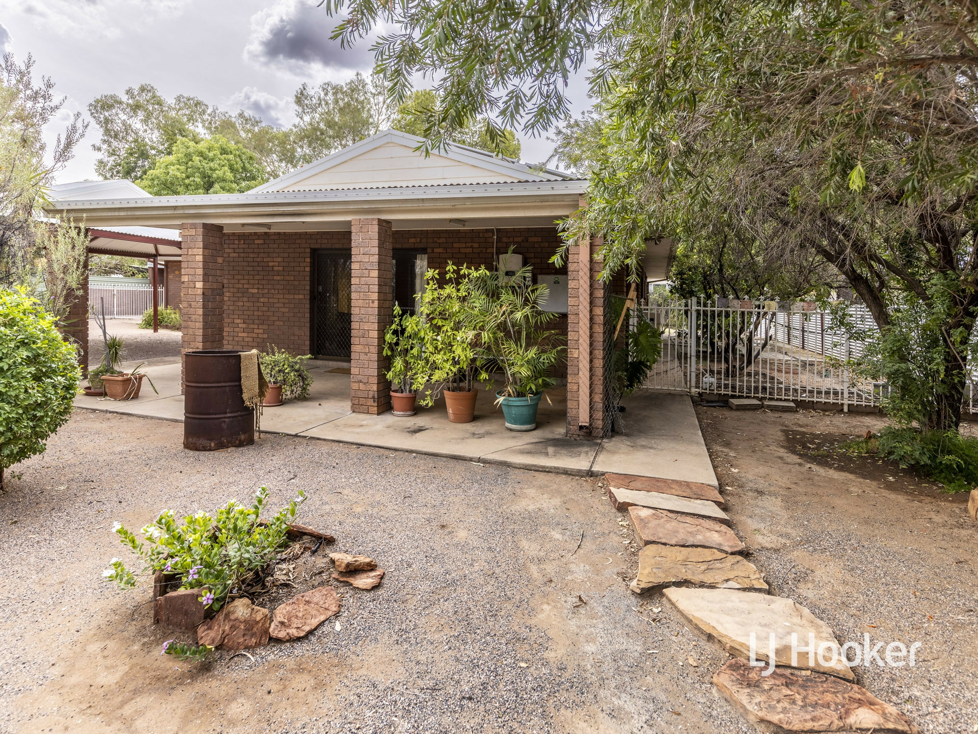 13 Renner Street, EAST SIDE