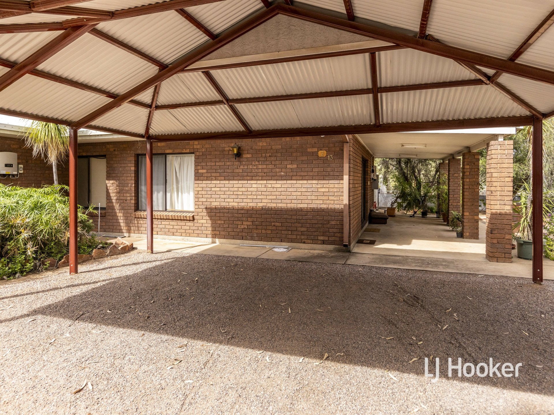 13 Renner Street, EAST SIDE