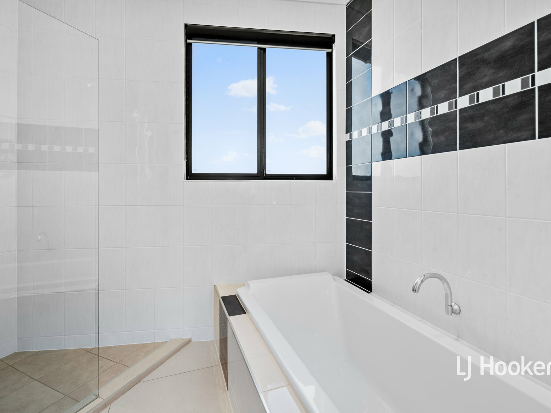 4 Brandt Court, ARALUEN