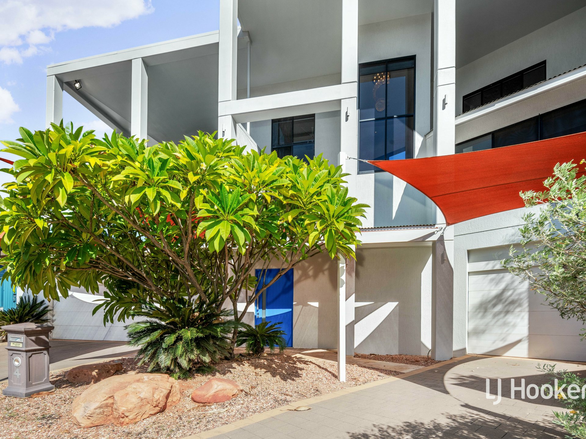 4 Brandt Court, ARALUEN