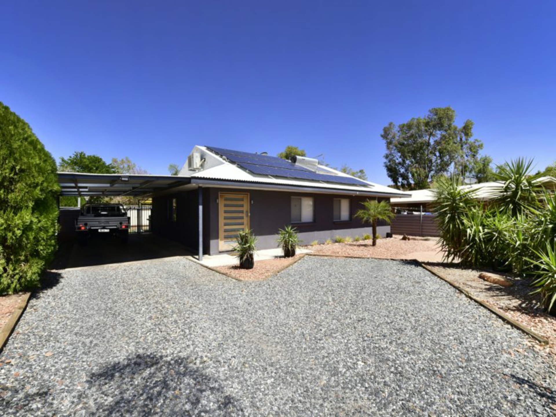 8 Melrose Court, LARAPINTA
