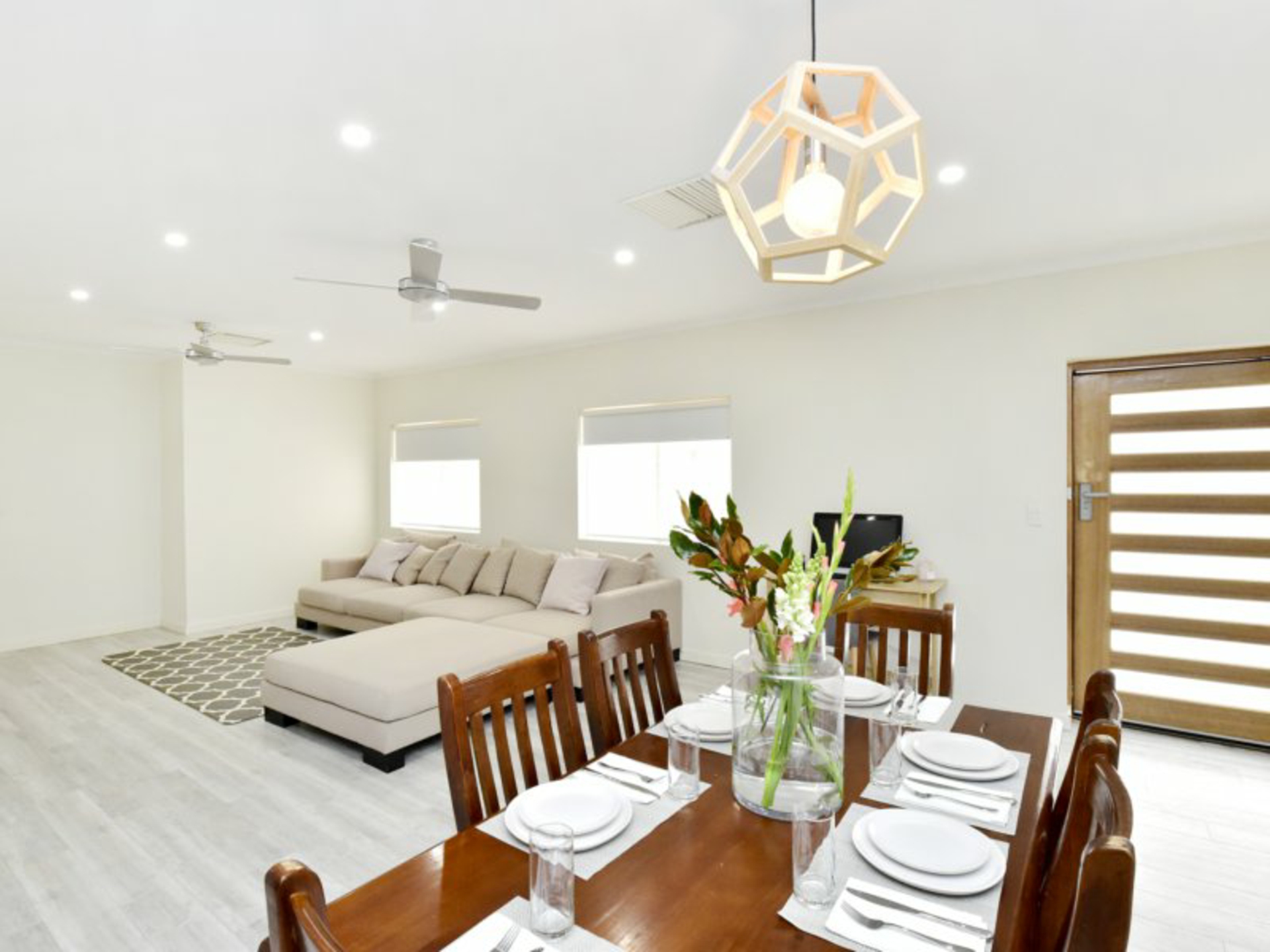 8 Melrose Court, LARAPINTA