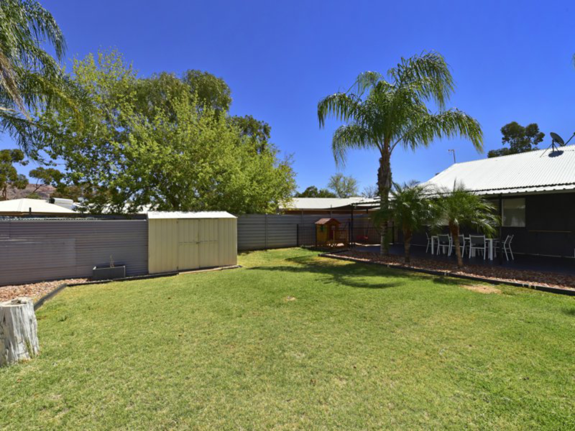 8 Melrose Court, LARAPINTA