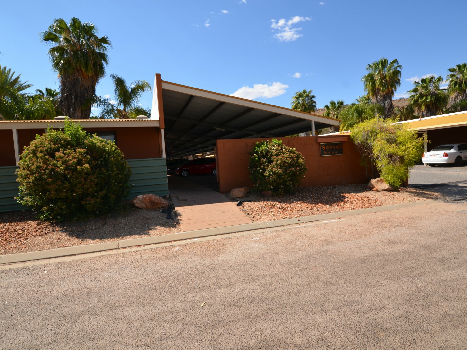 24/26 Palm Circuit, ROSS