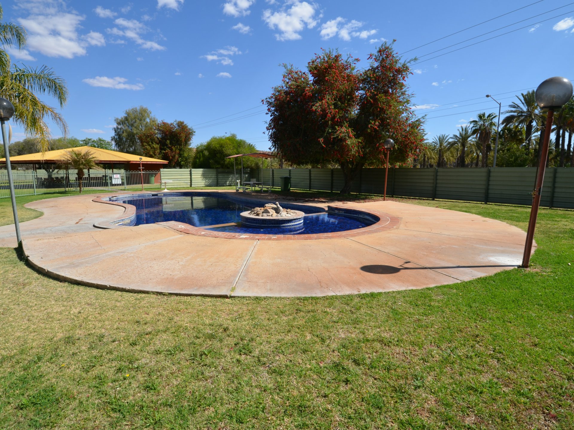 24/26 Palm Circuit, ROSS