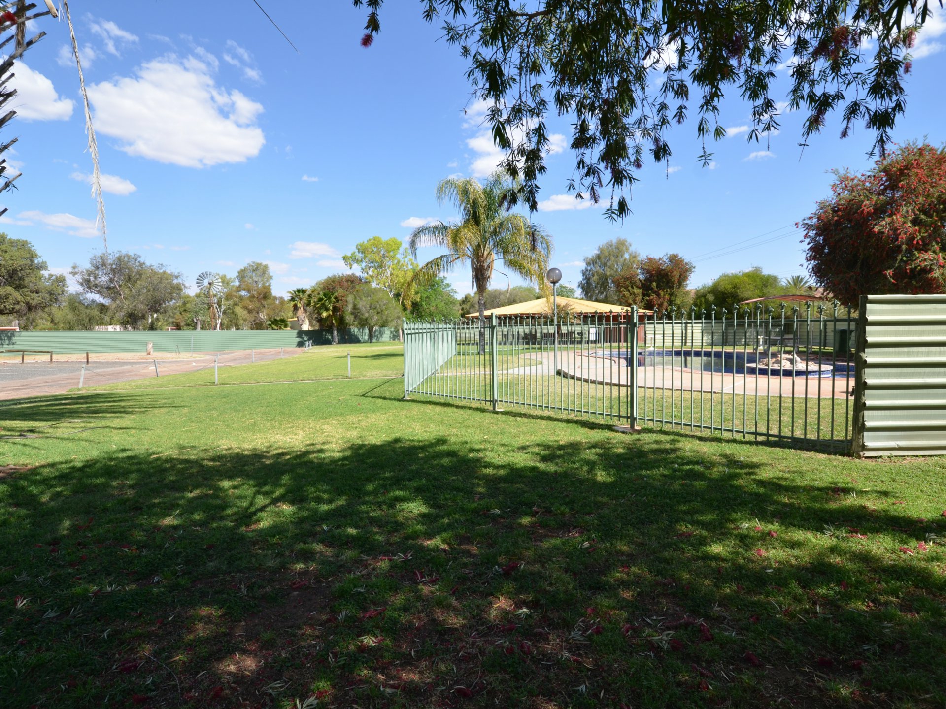 24/26 Palm Circuit, ROSS