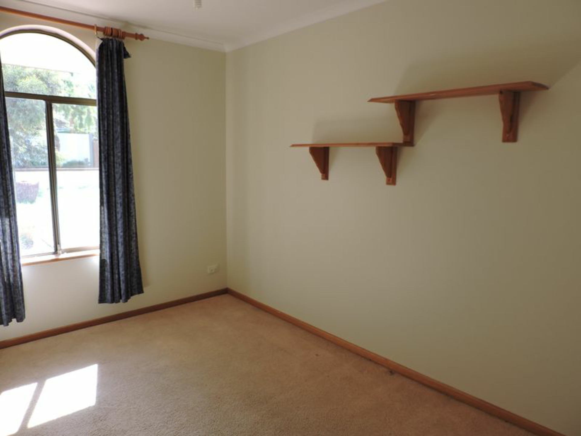 16 Kunoth Street, BRAITLING