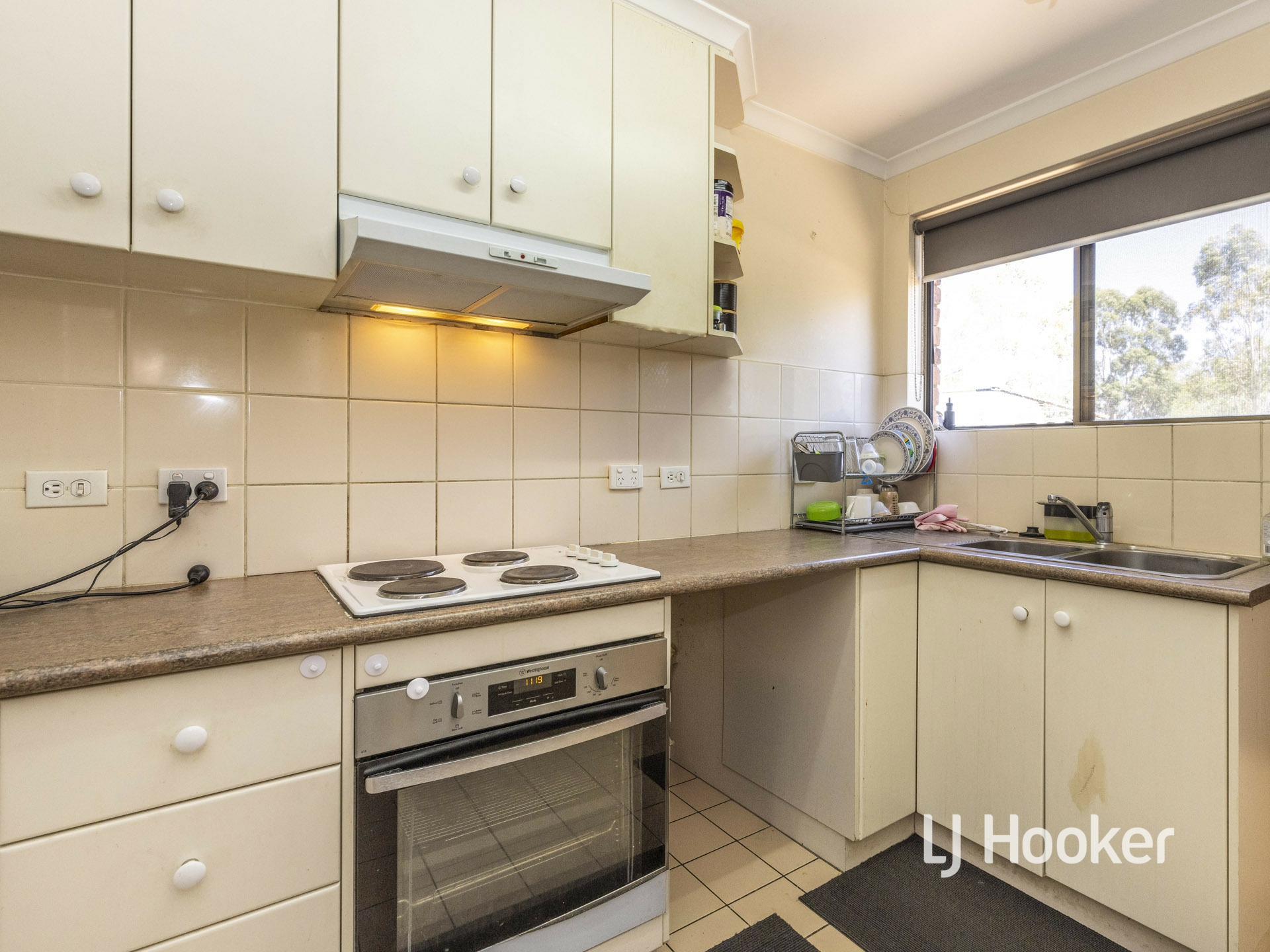 1/4 Cycad Place, SADADEEN