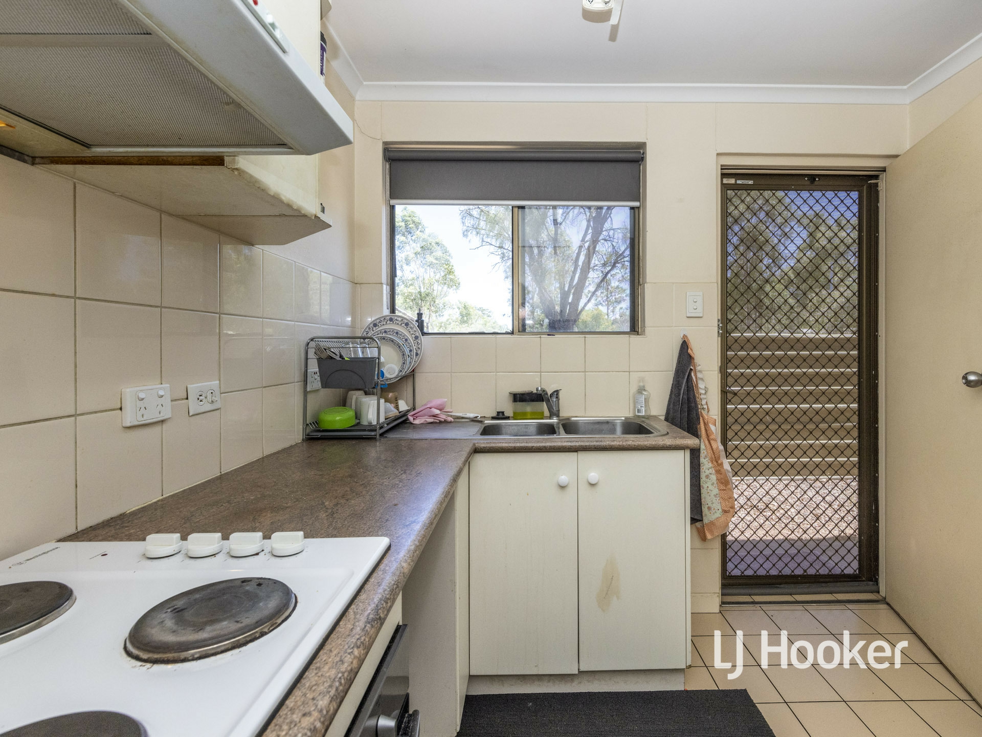 1/4 Cycad Place, SADADEEN