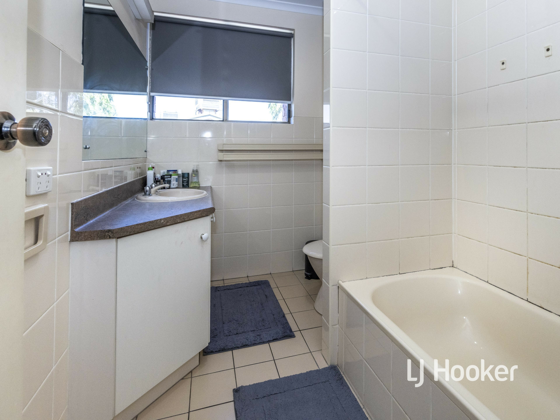 1/4 Cycad Place, SADADEEN