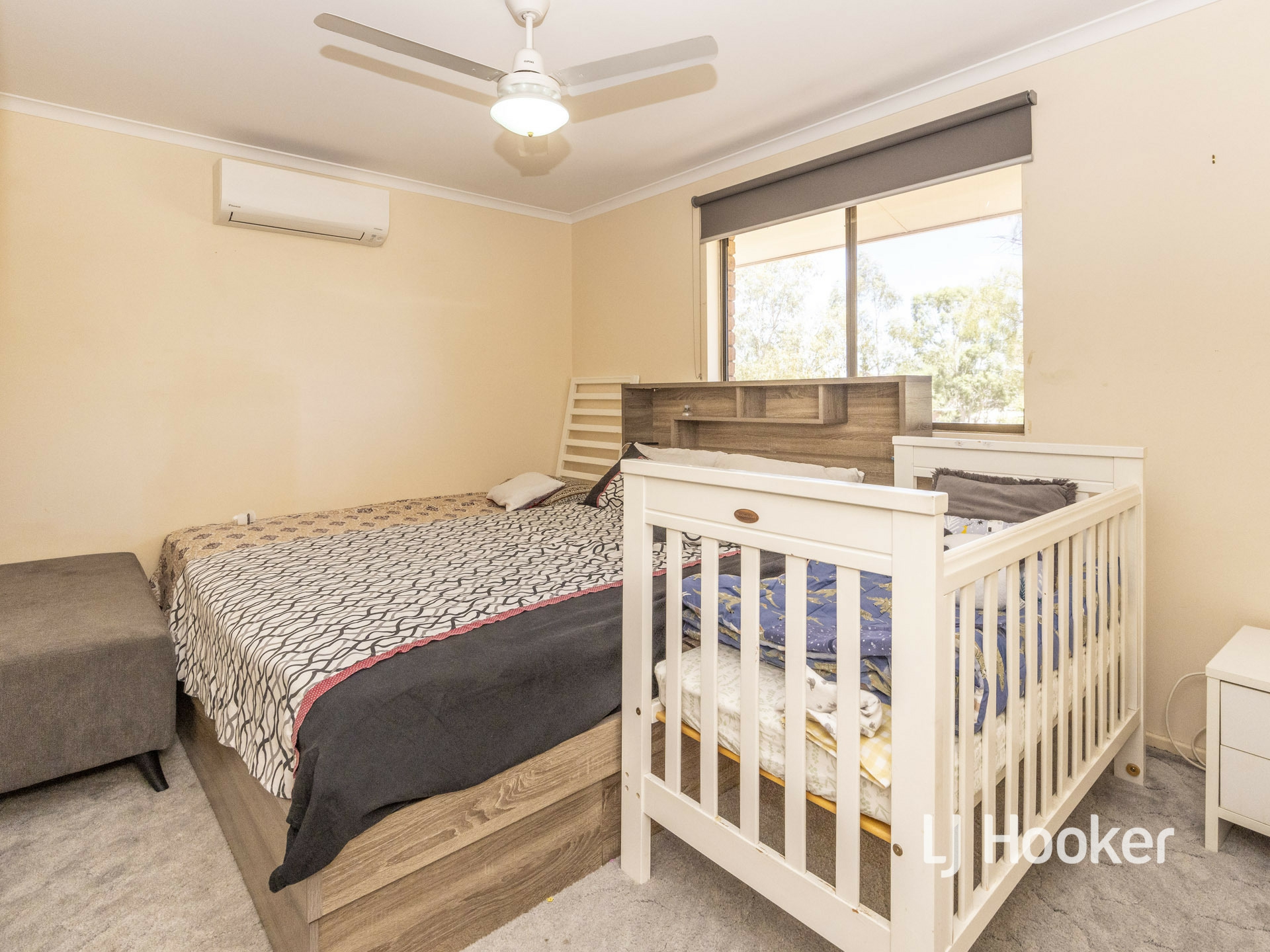 1/4 Cycad Place, SADADEEN