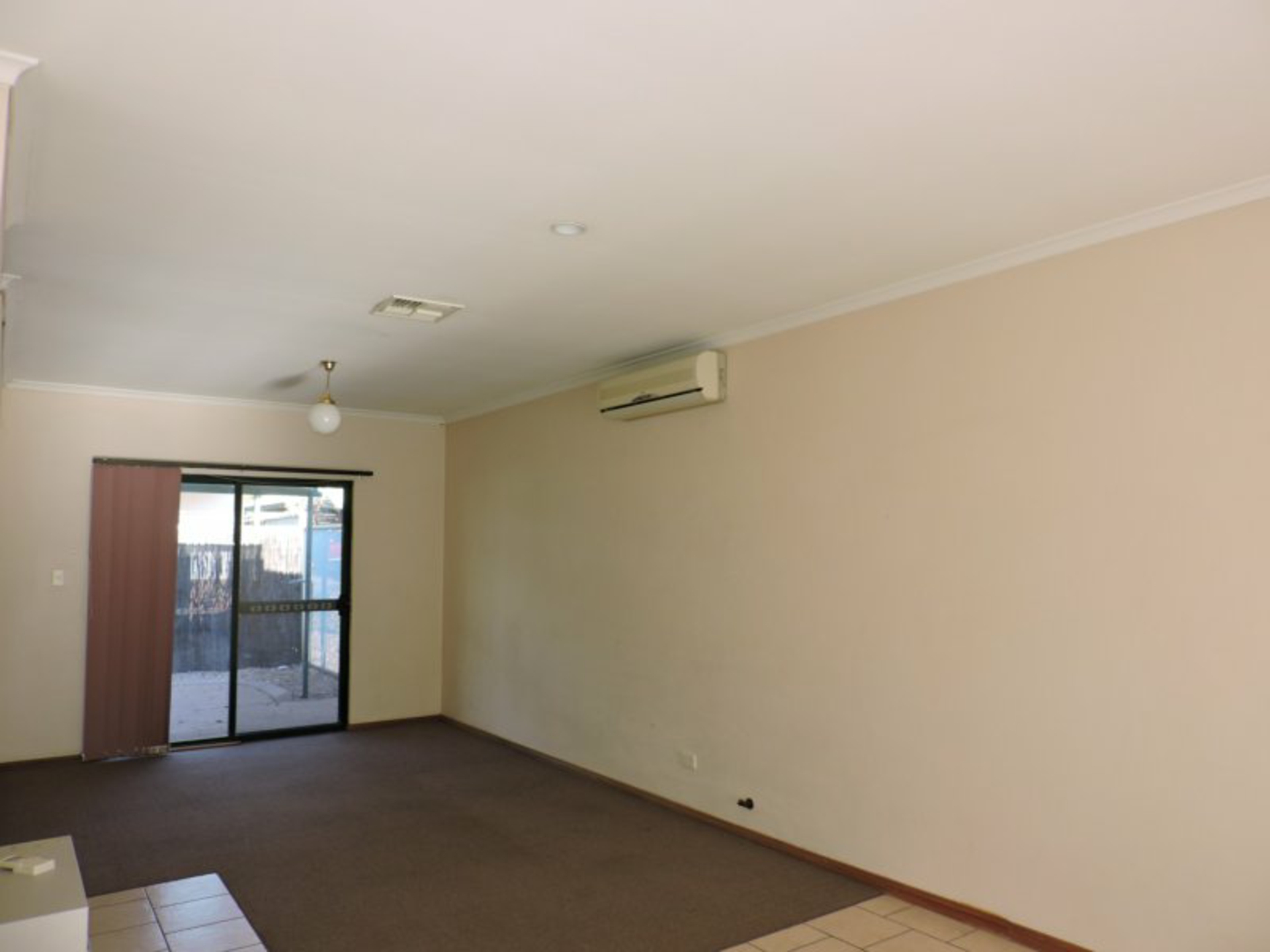 19/66 Cromwell Drive, DESERT SPRINGS