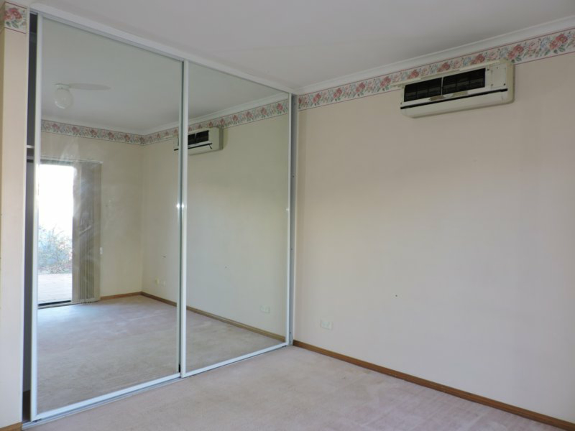 19/66 Cromwell Drive, DESERT SPRINGS
