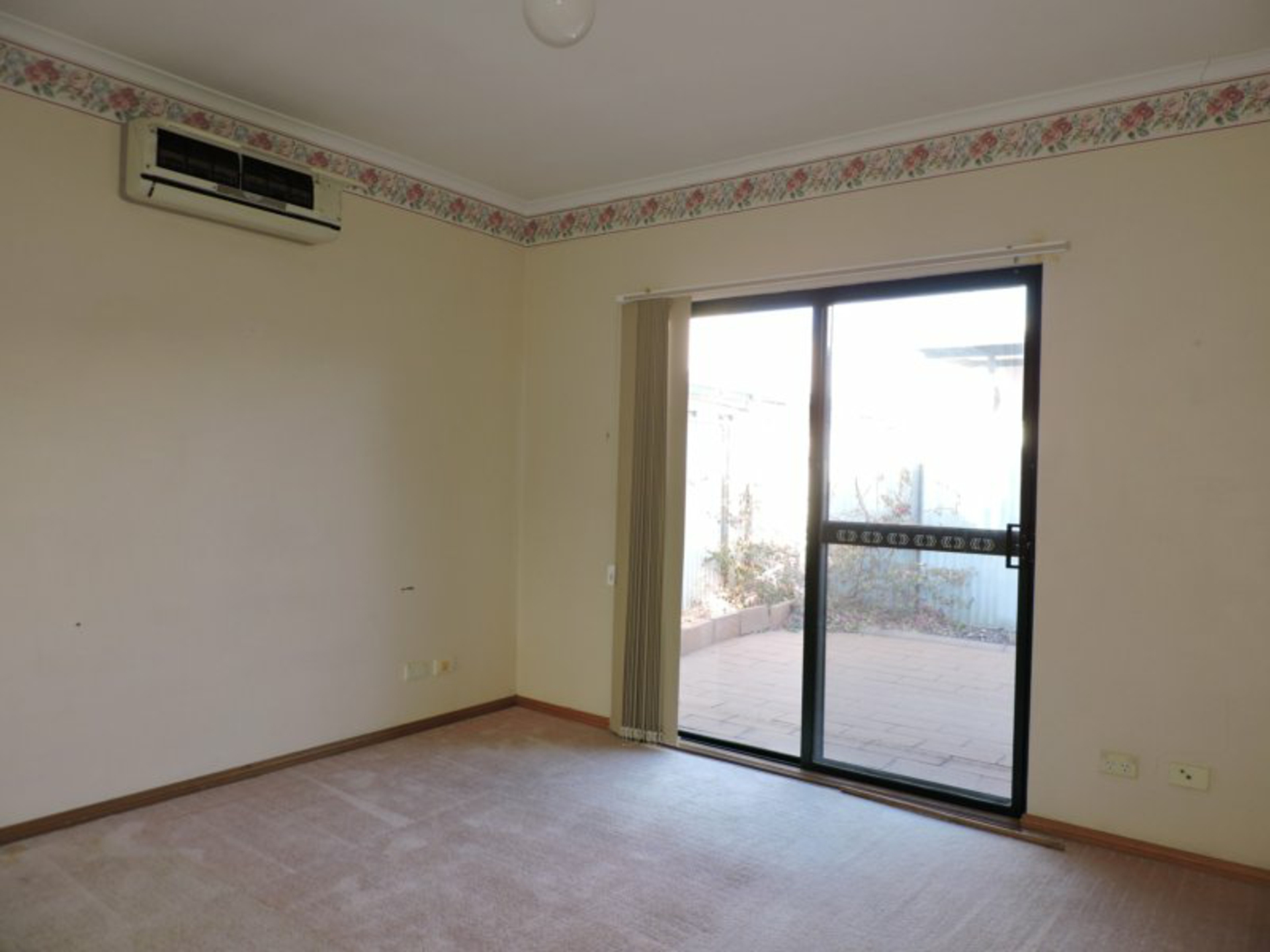 19/66 Cromwell Drive, DESERT SPRINGS
