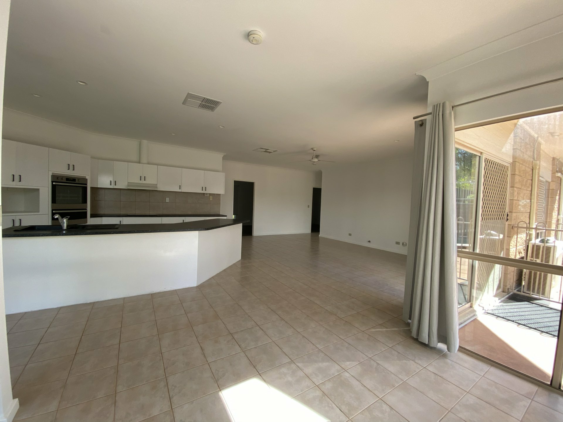 65 Cromwell Drive, DESERT SPRINGS