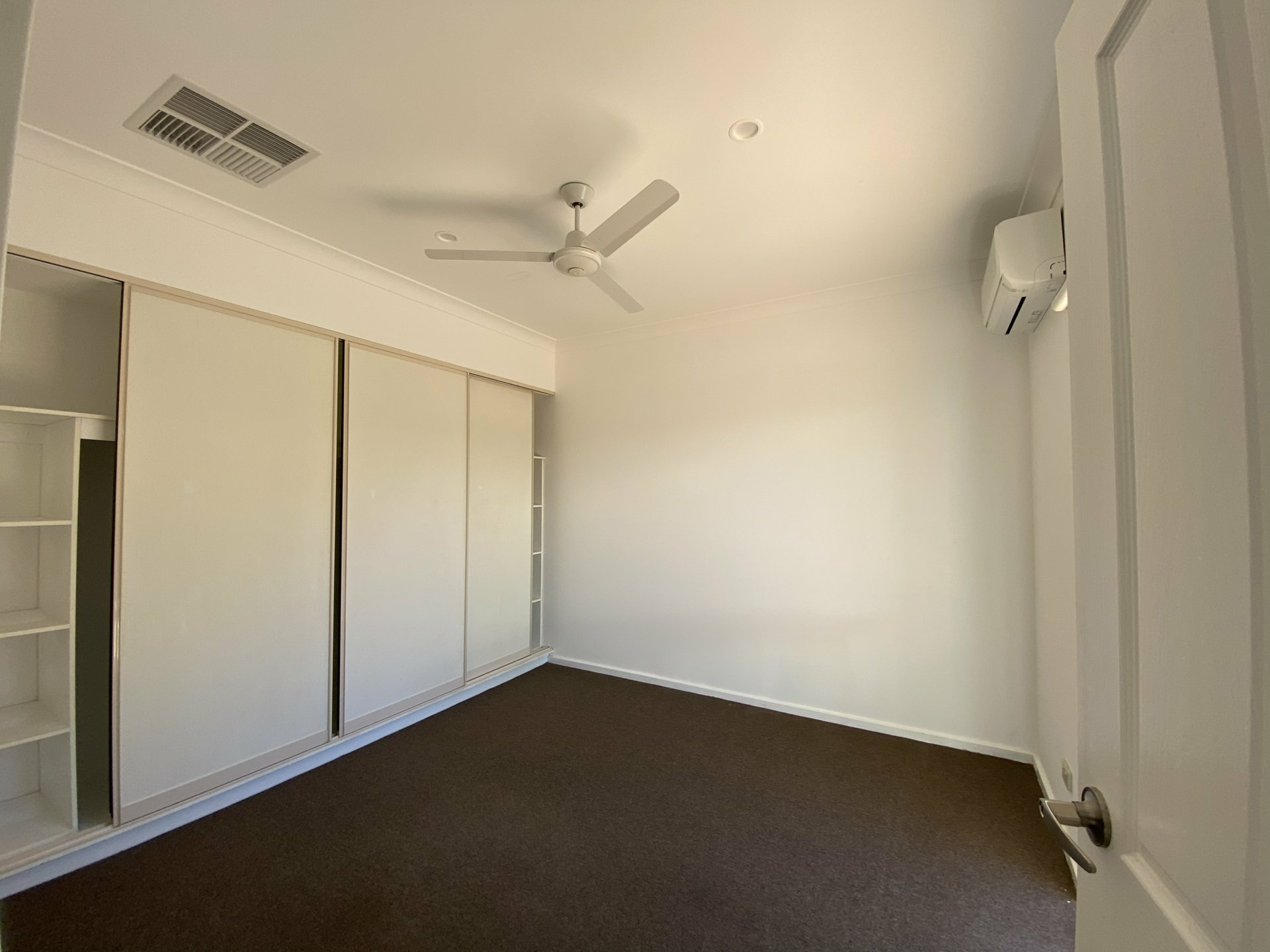 65 Cromwell Drive, DESERT SPRINGS
