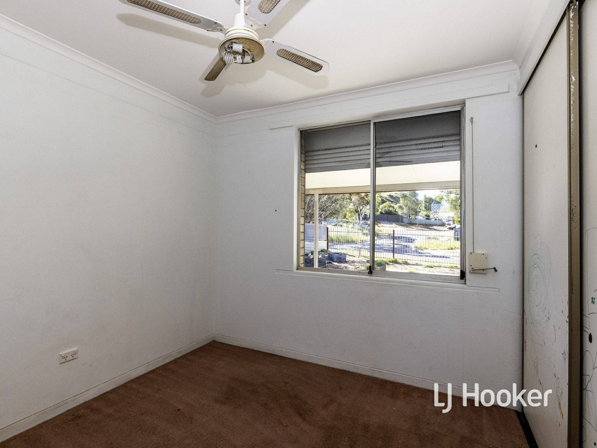 12 Saltwell Street, LARAPINTA