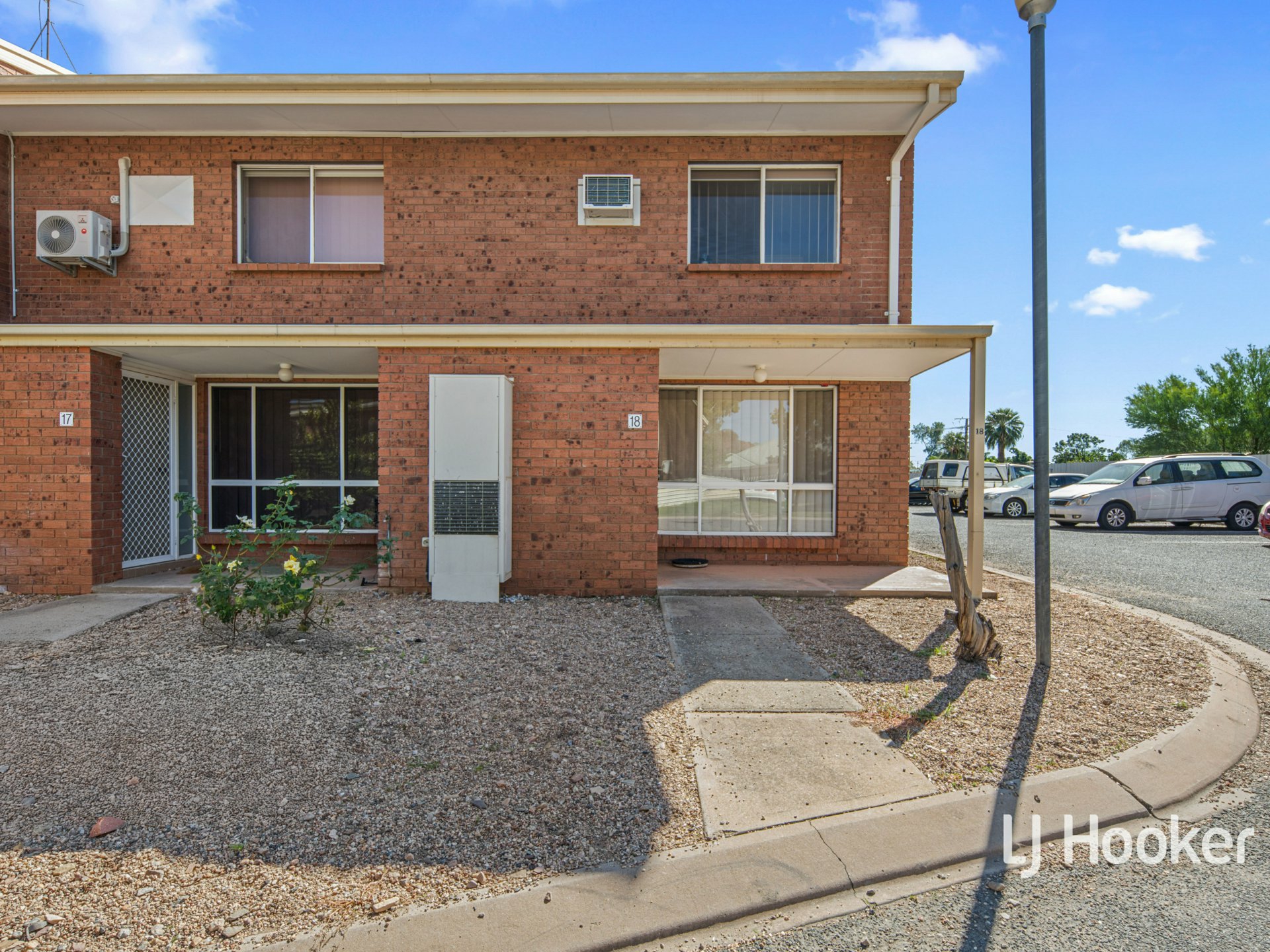 18/15 Adamson Avenue, GILLEN