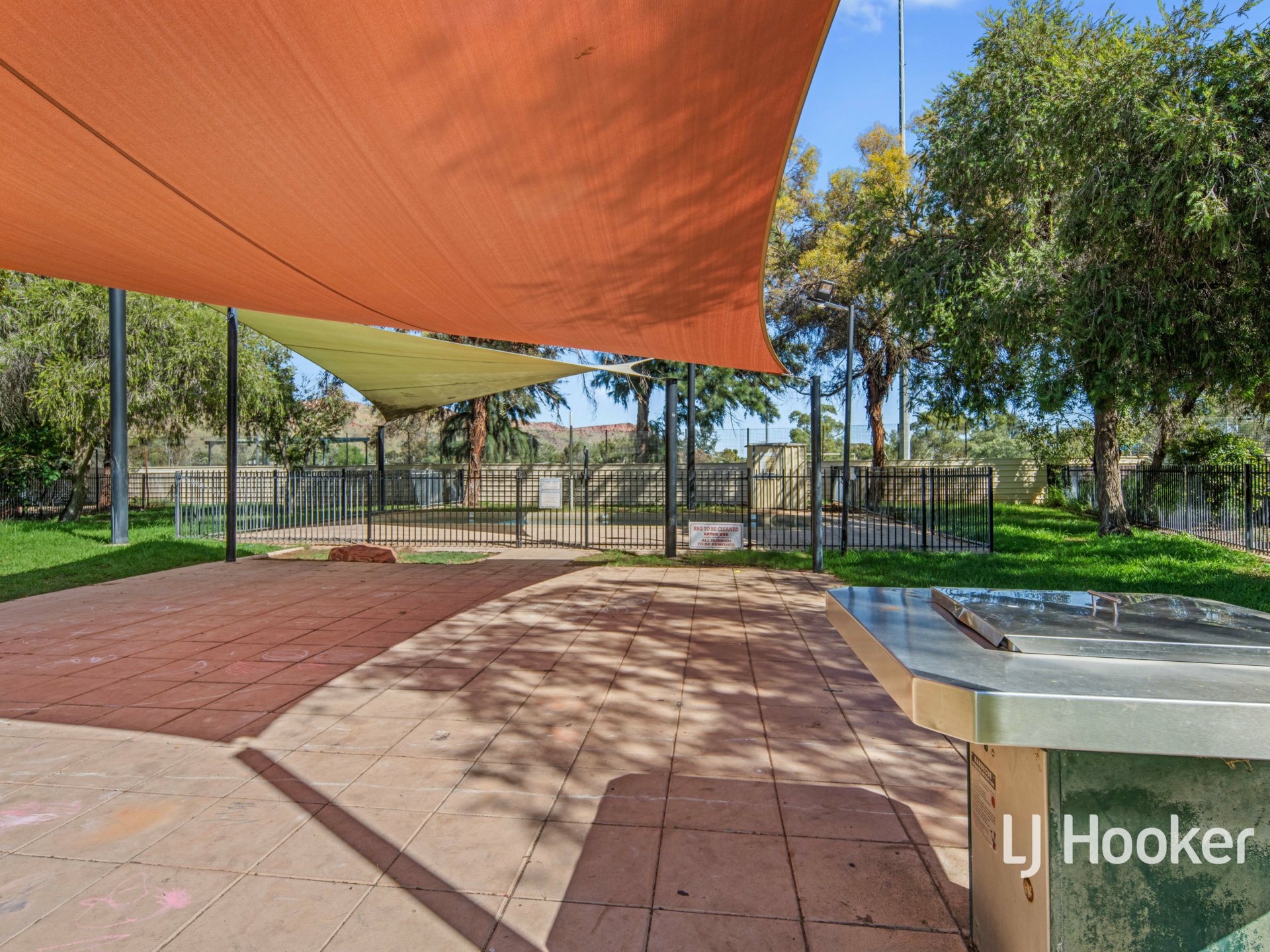18/15 Adamson Avenue, GILLEN
