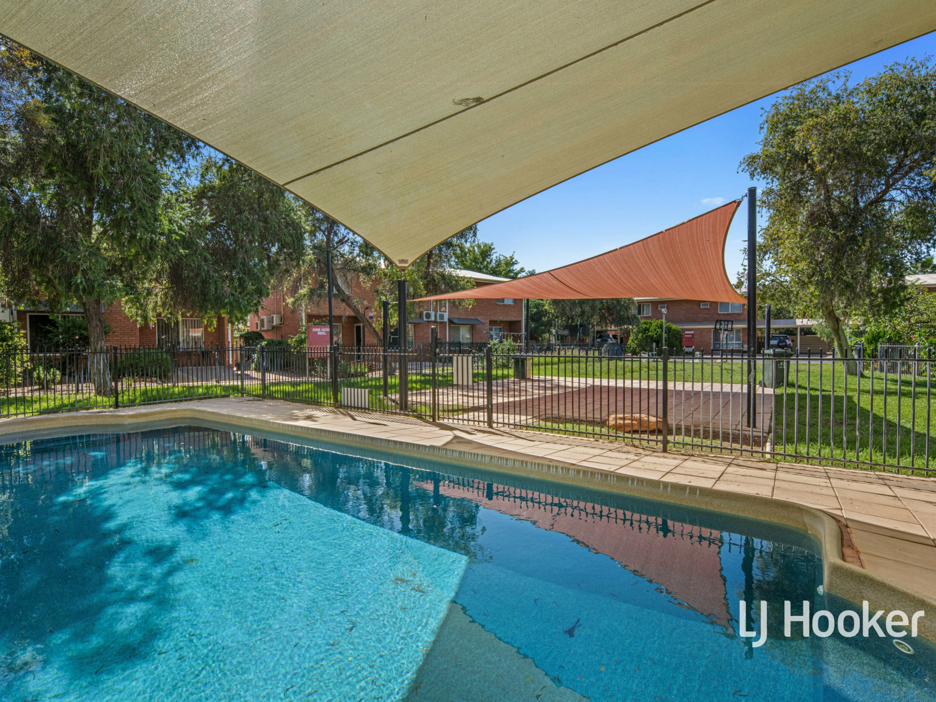 18/15 Adamson Avenue, GILLEN