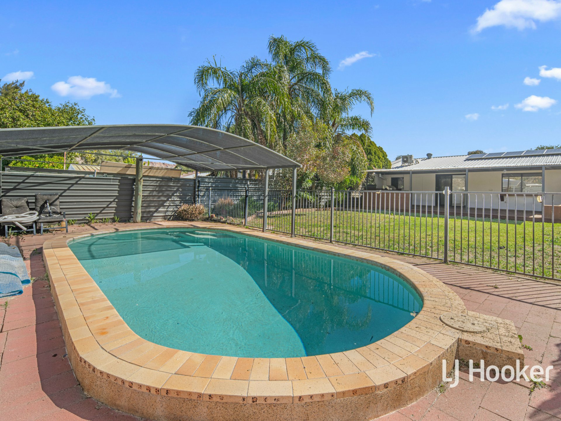 27 De Havilland Drive, ARALUEN