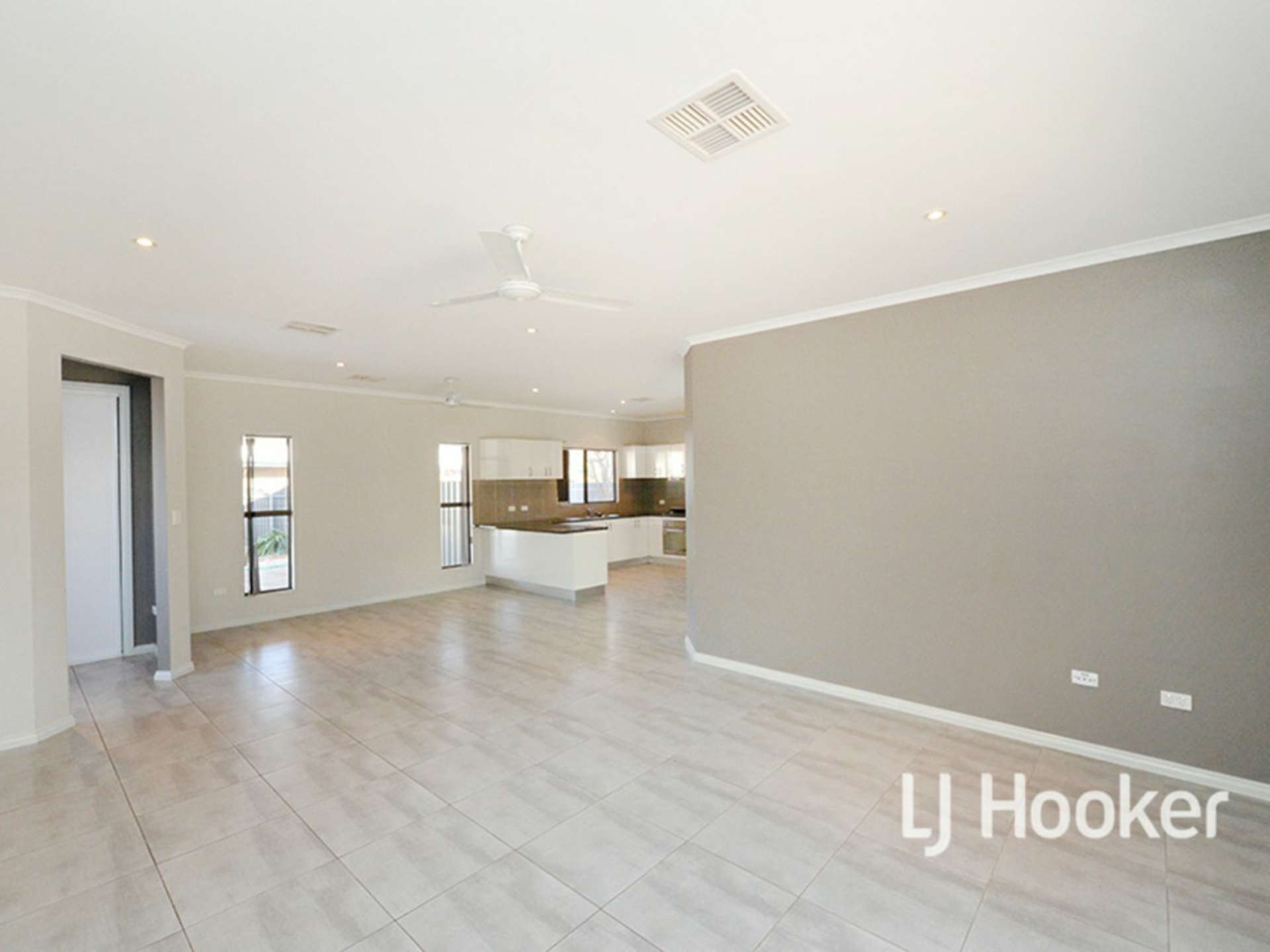 4 Wedelia Place — photo 5 of 19