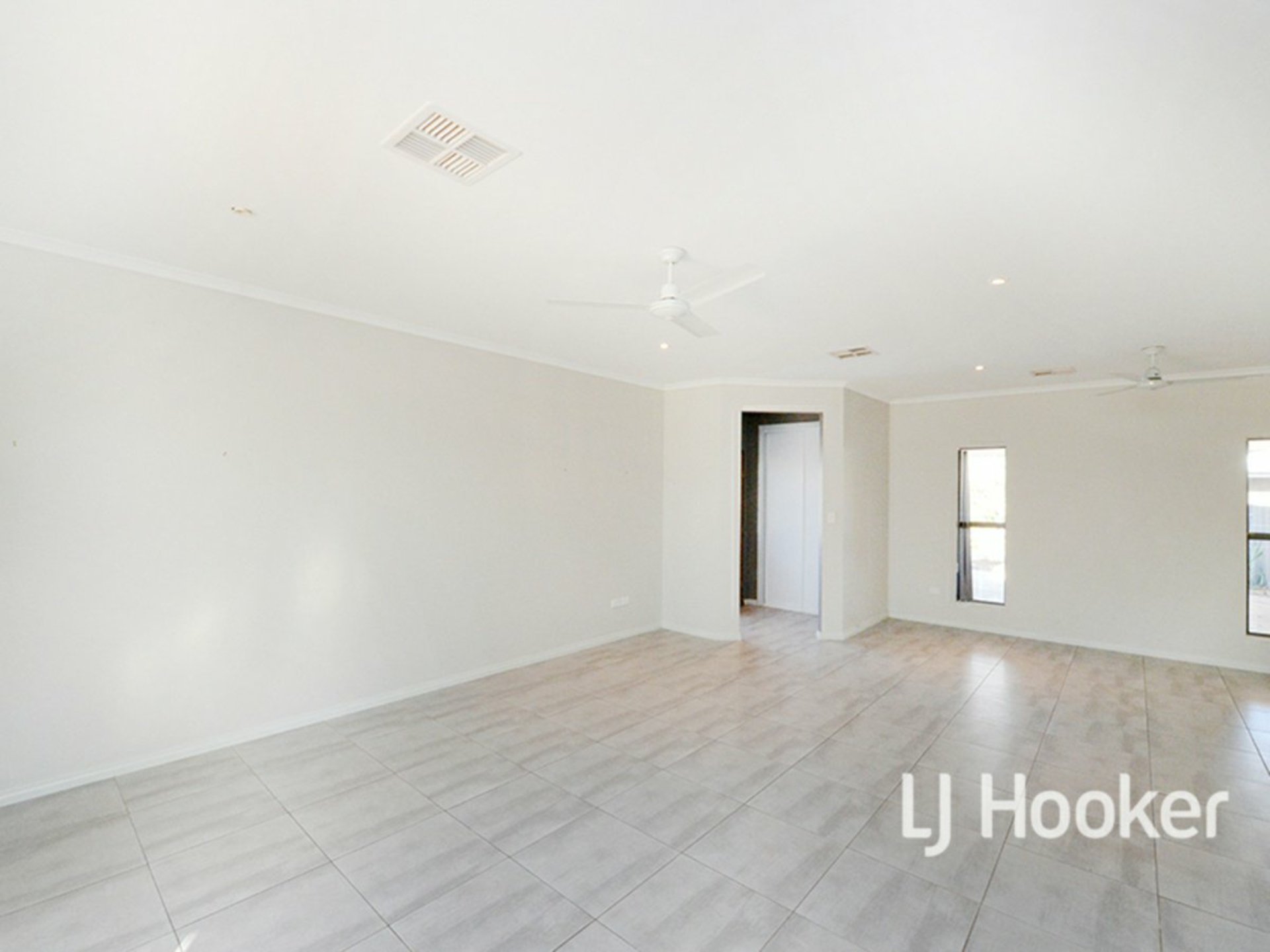 4 Wedelia Place — photo 6 of 19