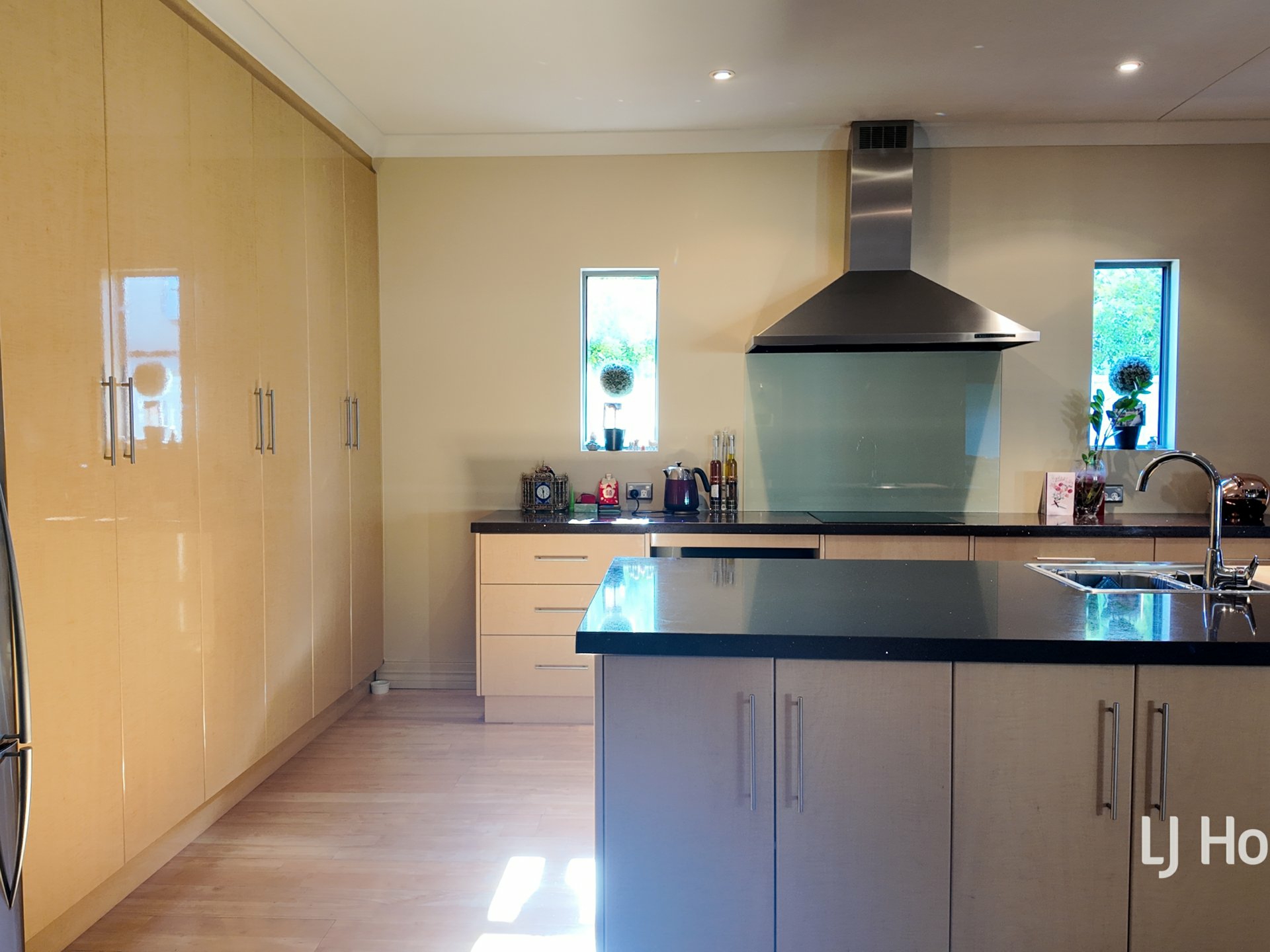 134 Cromwell Drive — photo 8 of 24