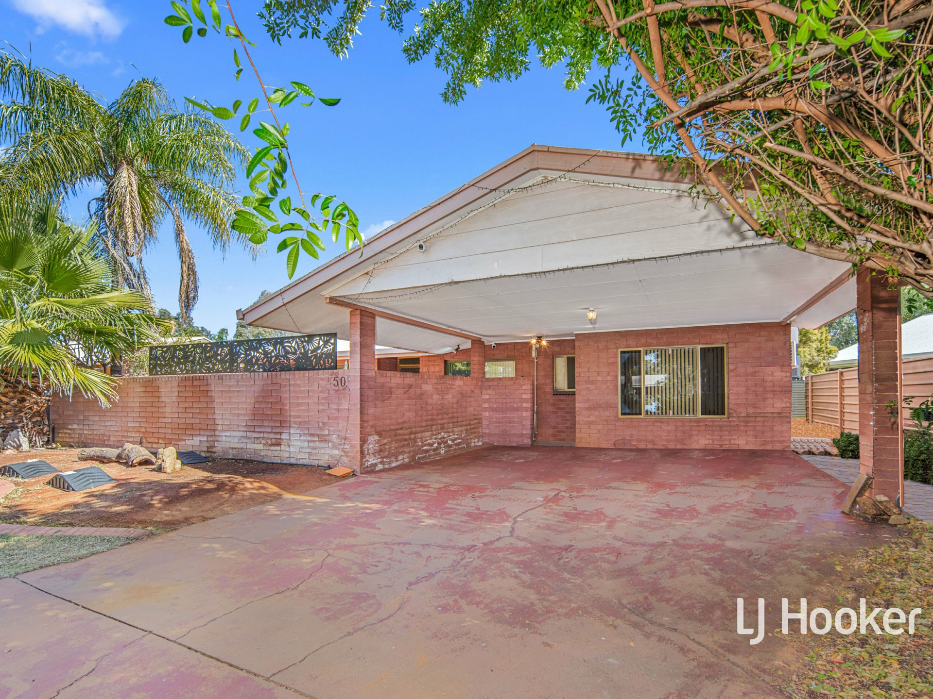 50 De Havilland Drive — photo from LJ Hooker Alice Springs