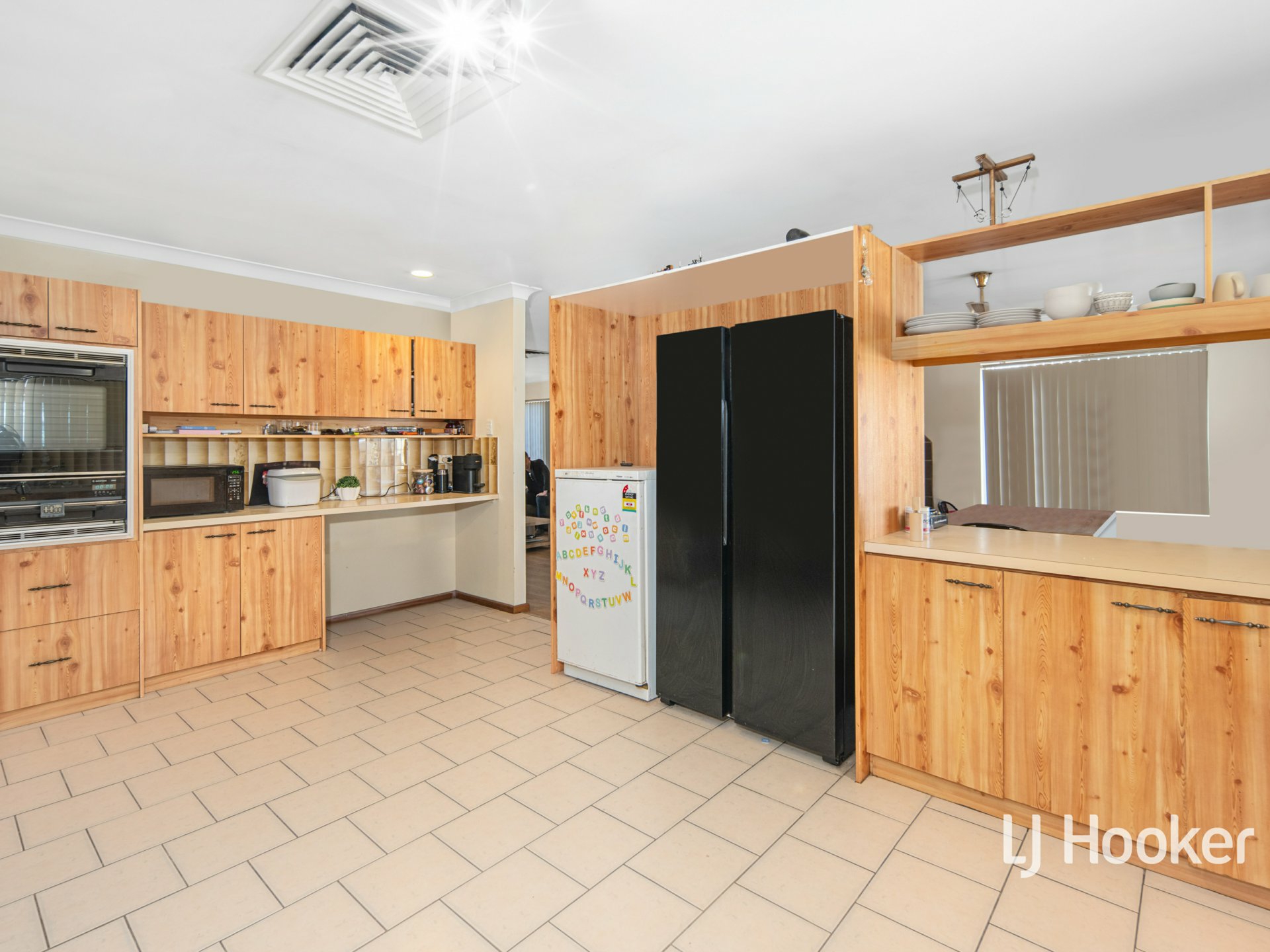 50 De Havilland Drive — photo 5 of 15