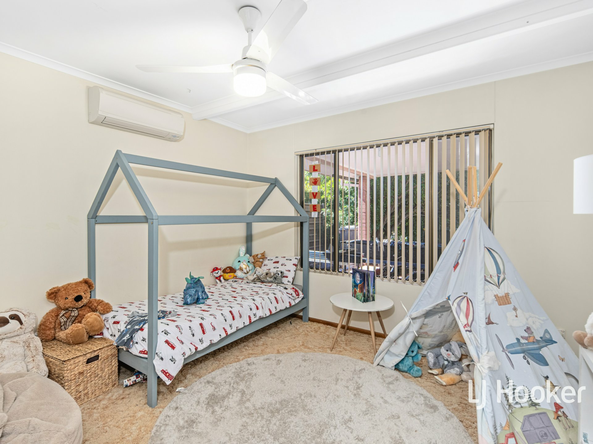 50 De Havilland Drive — photo 9 of 15