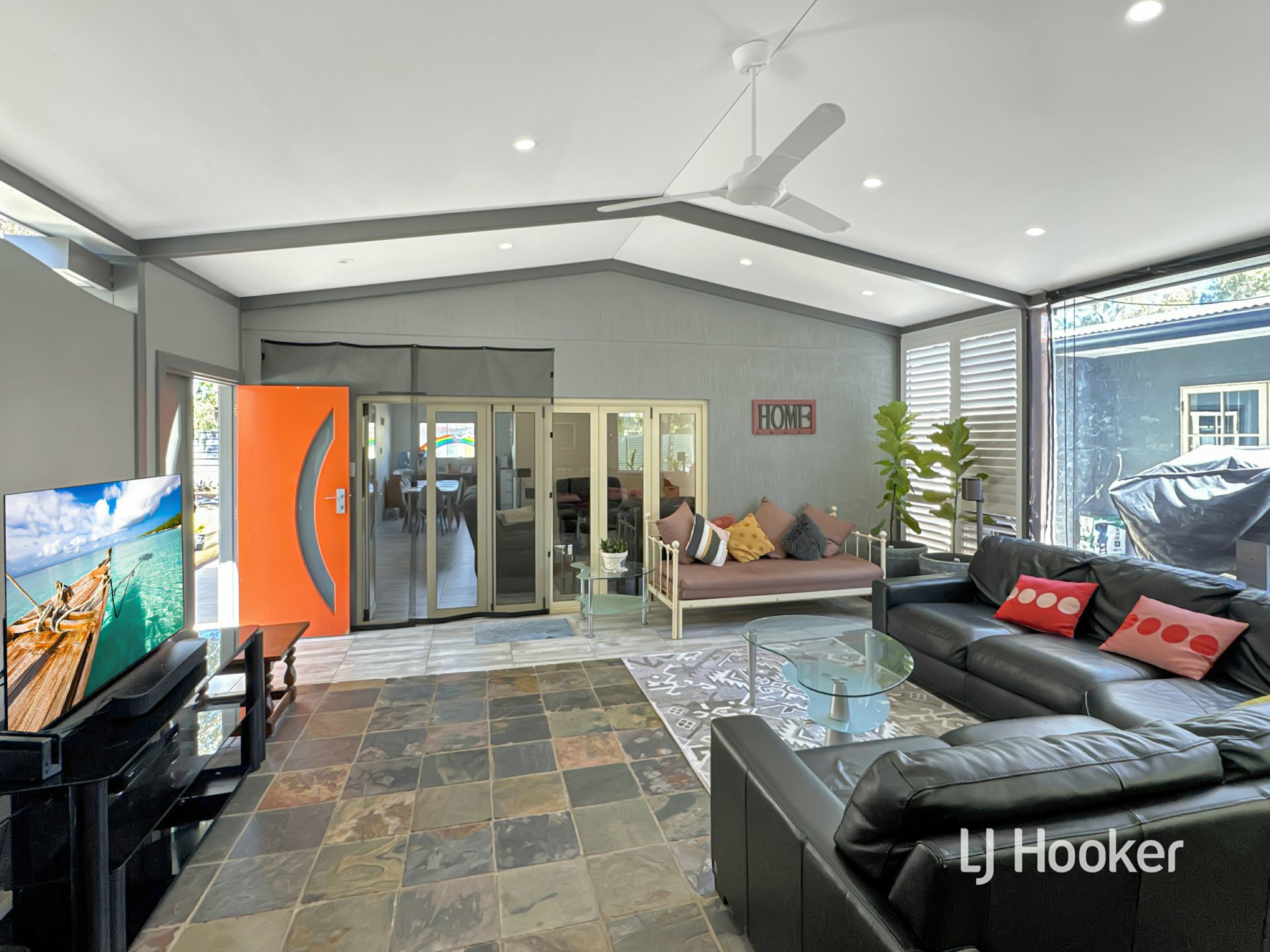 22 Raggatt Street — photo 4 of 30