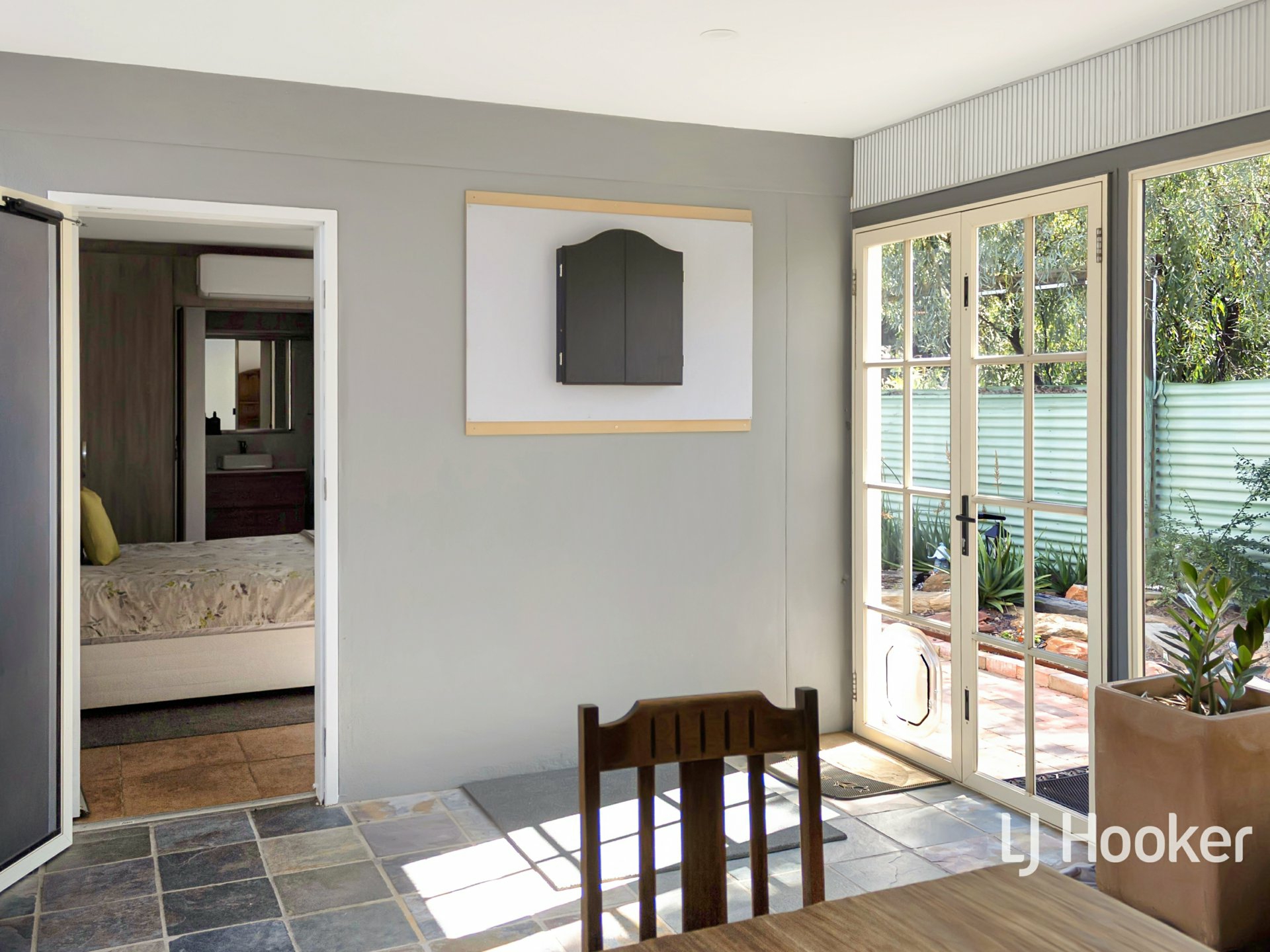 22 Raggatt Street — photo 6 of 30