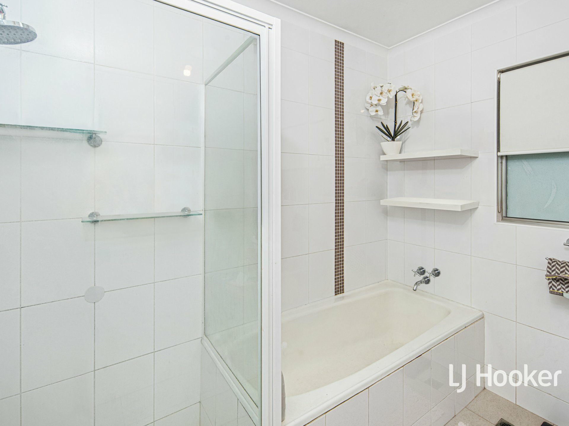 19 Larapinta Drive — photo 14 of 23