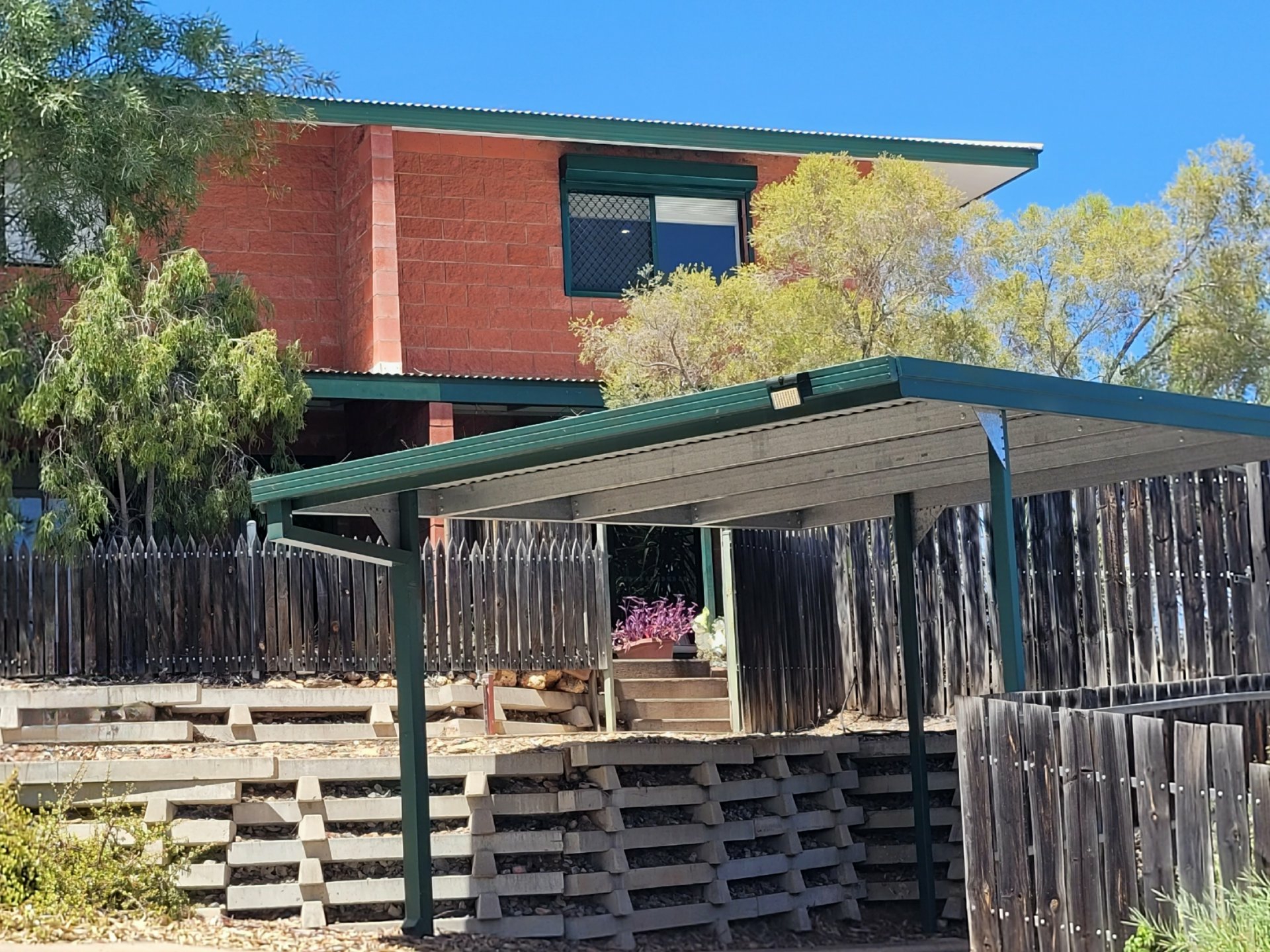 4/5 Aneura Place — photo 3 of 24