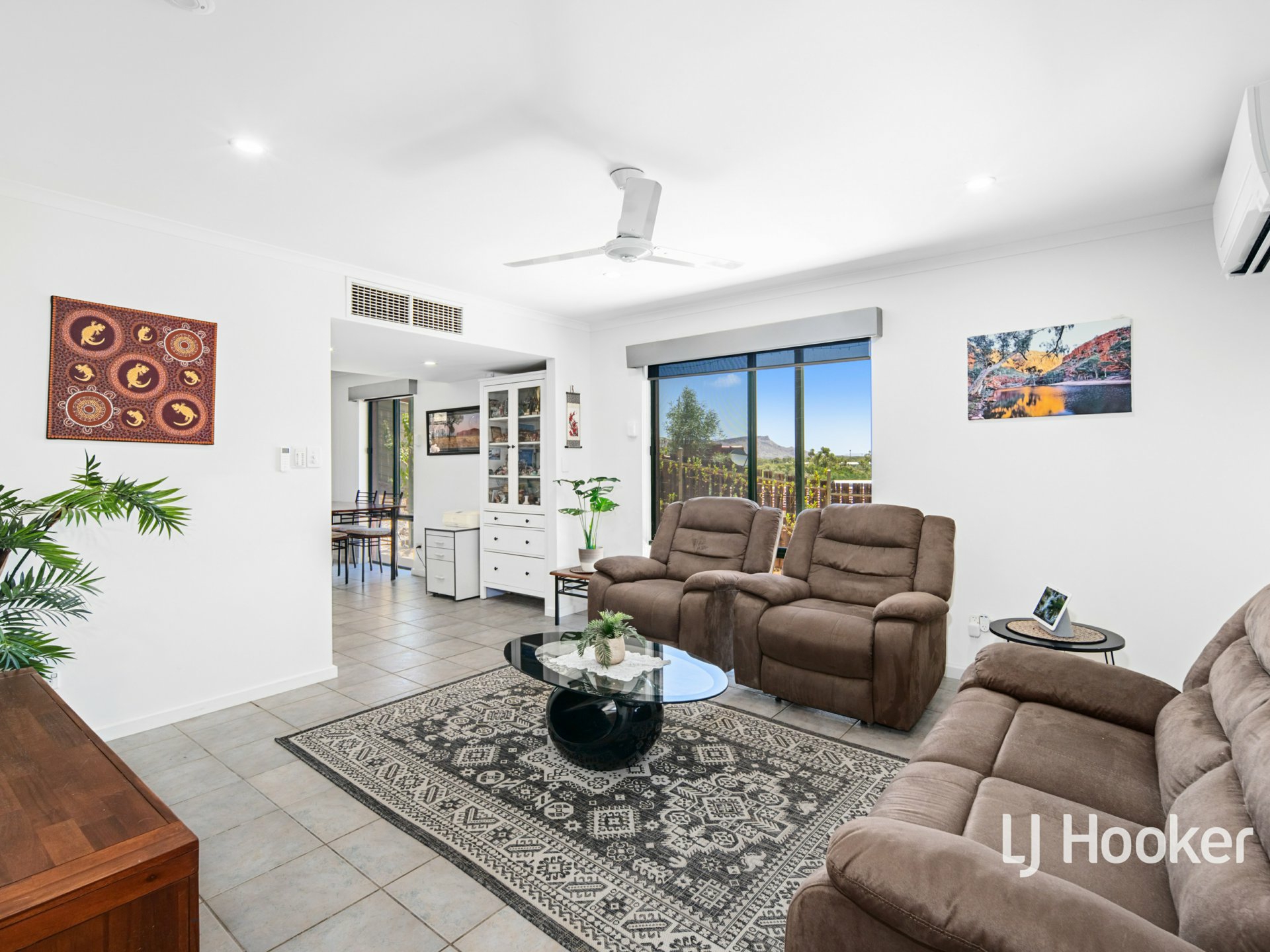 4/5 Aneura Place — photo 4 of 24