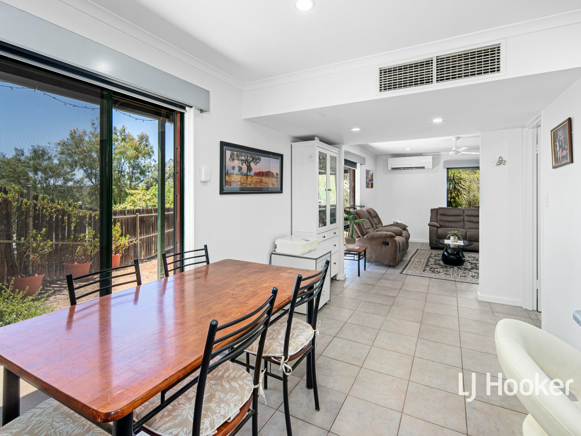 4/5 Aneura Place — photo 8 of 24