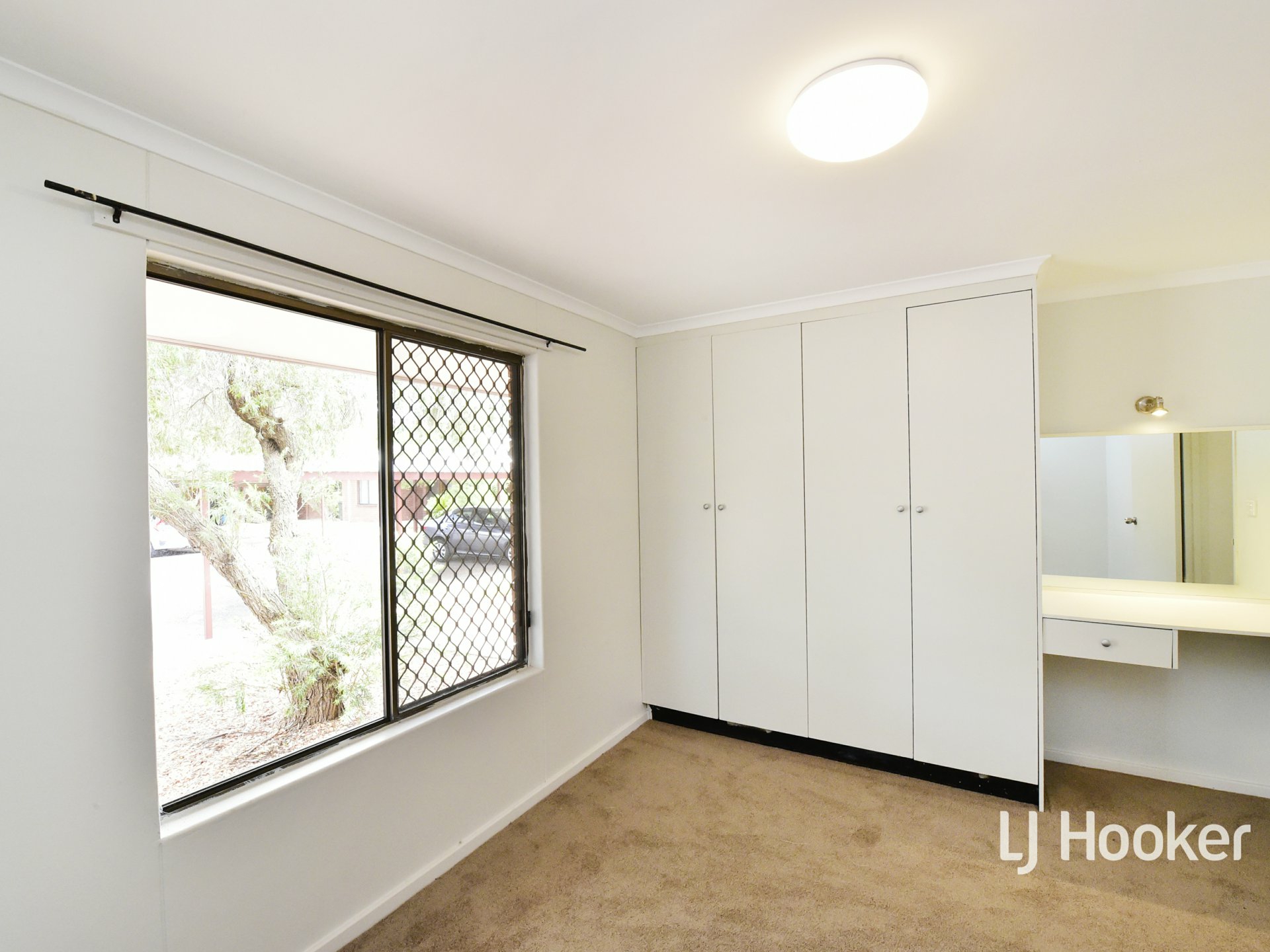 1/3 Taylor Street — photo 12 of 20