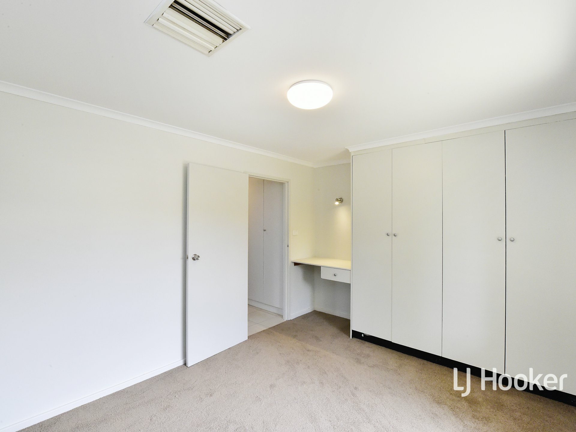 1/3 Taylor Street — photo 13 of 20