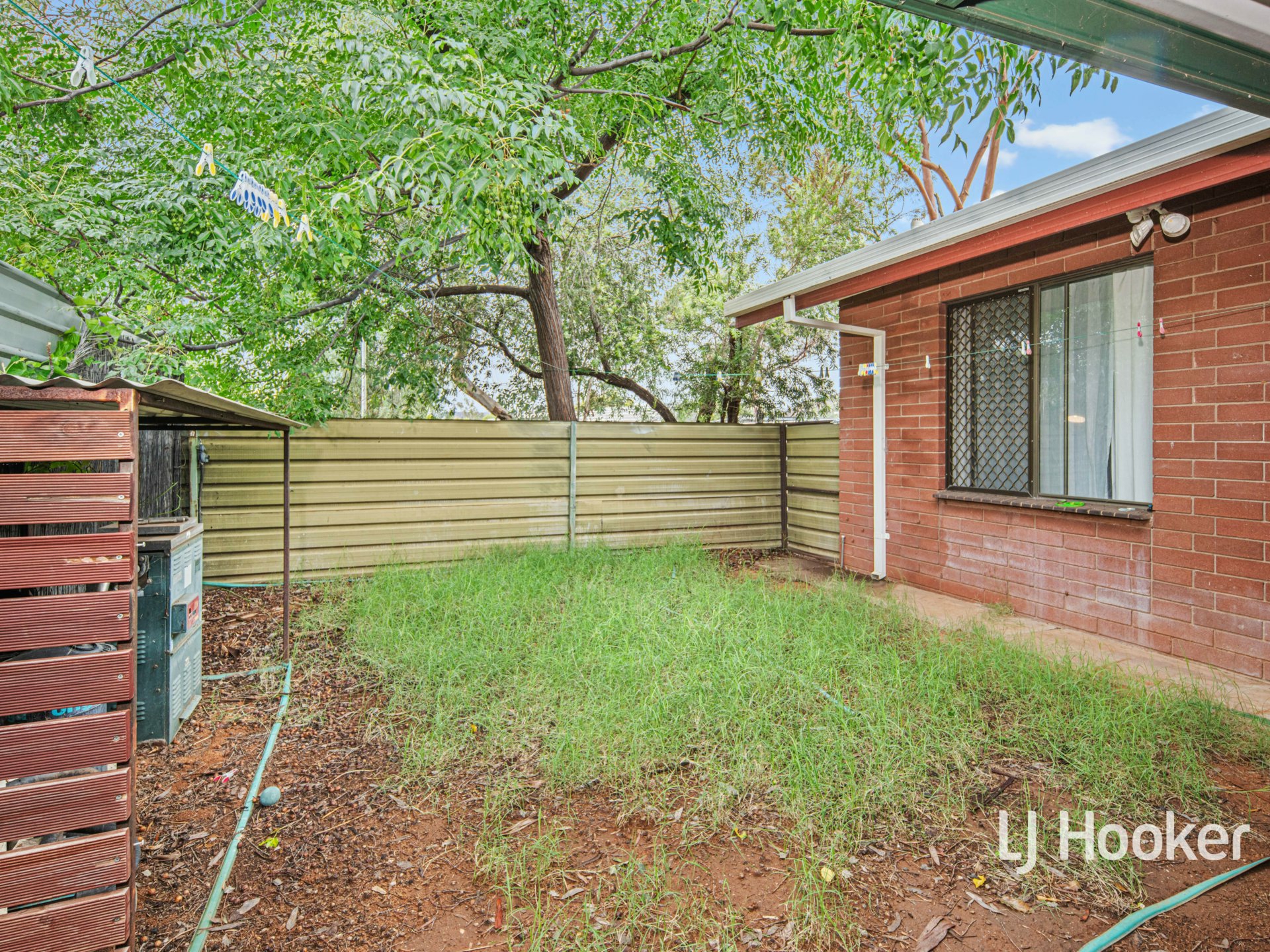 1/3 Taylor Street — photo 19 of 20