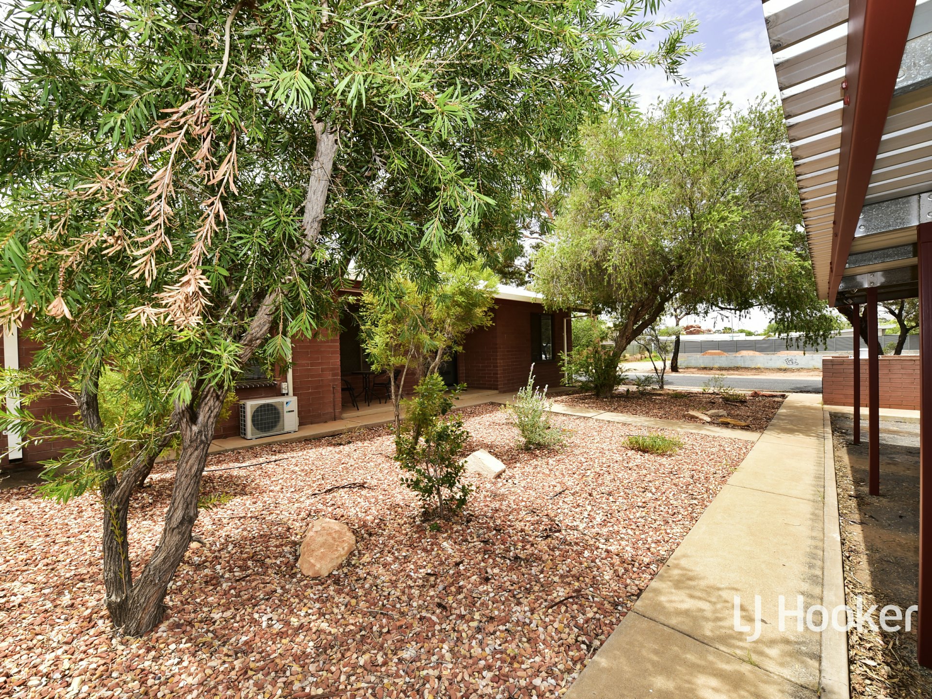 1/3 Taylor Street — photo 20 of 20
