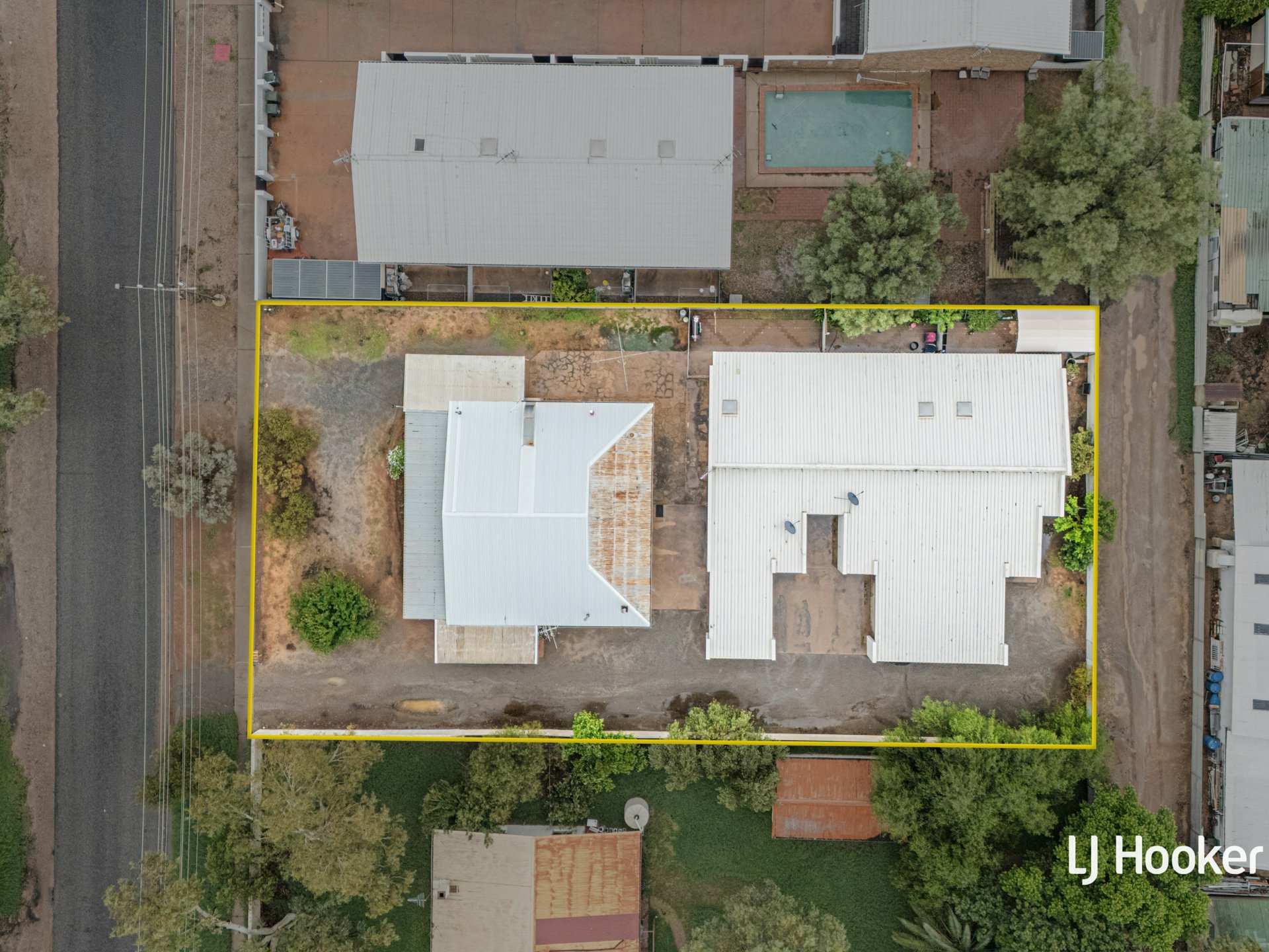 4 Sturt Terrace — photo from LJ Hooker Alice Springs