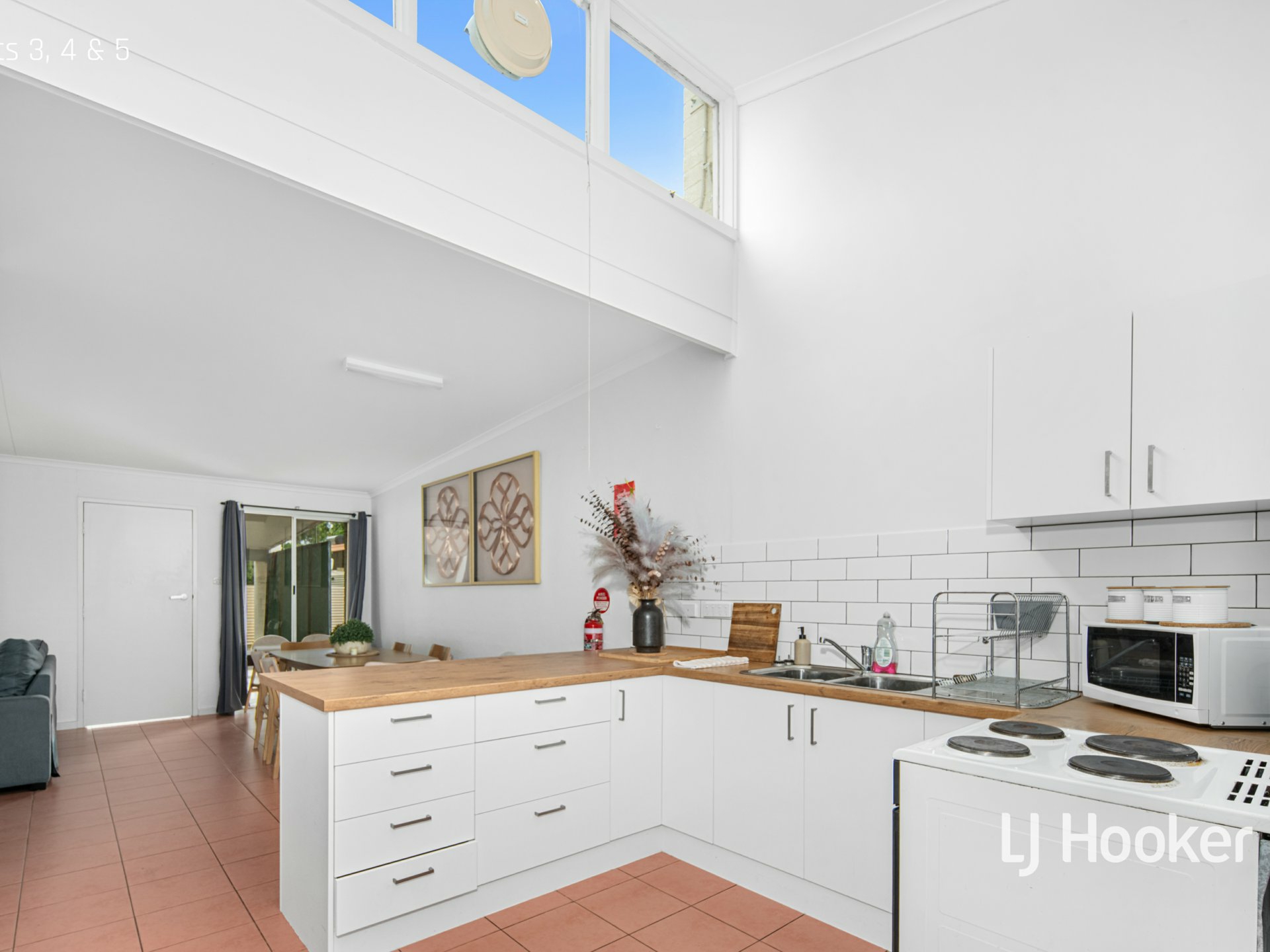4 Sturt Terrace — photo 11 of 12