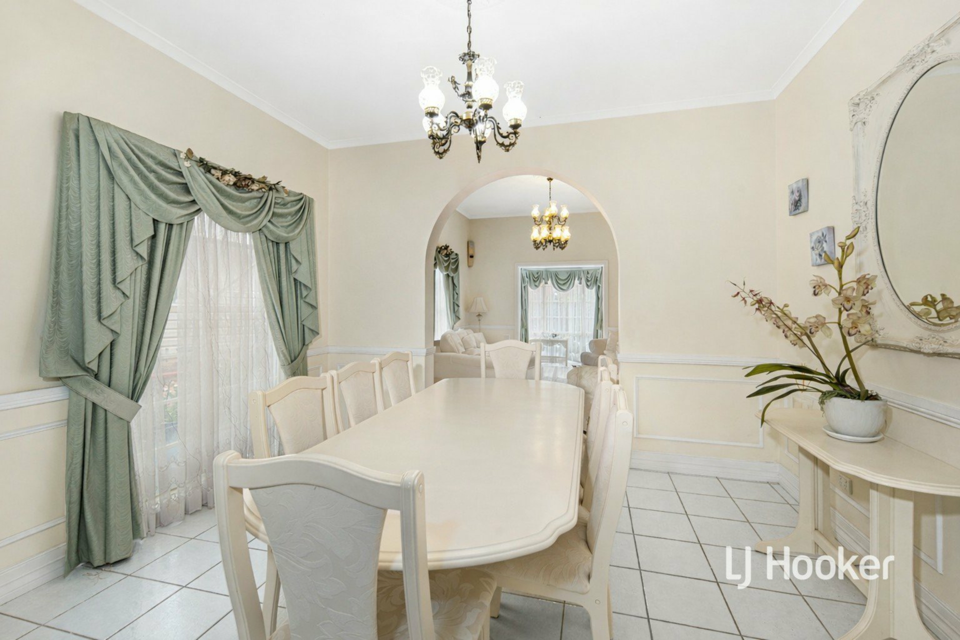 12 Delahunty Court — photo 6 of 24