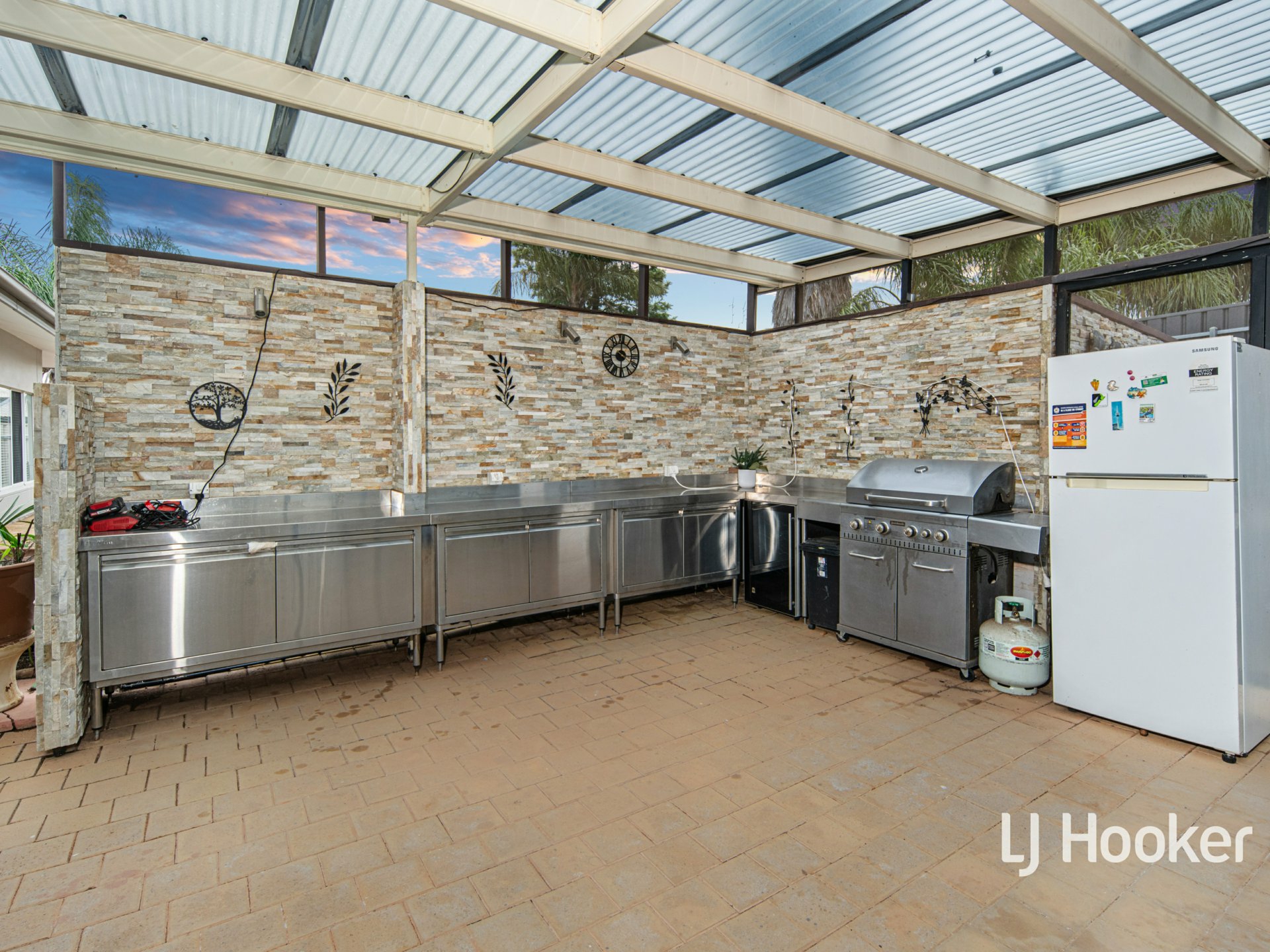 12 Delahunty Court — photo 20 of 24