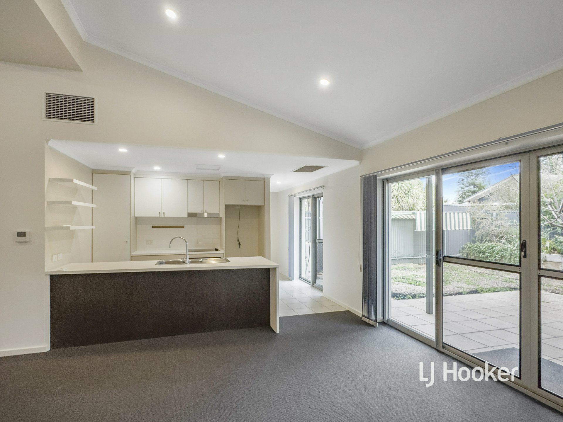 5/8 Jennerae Drive — photo 10 of 20