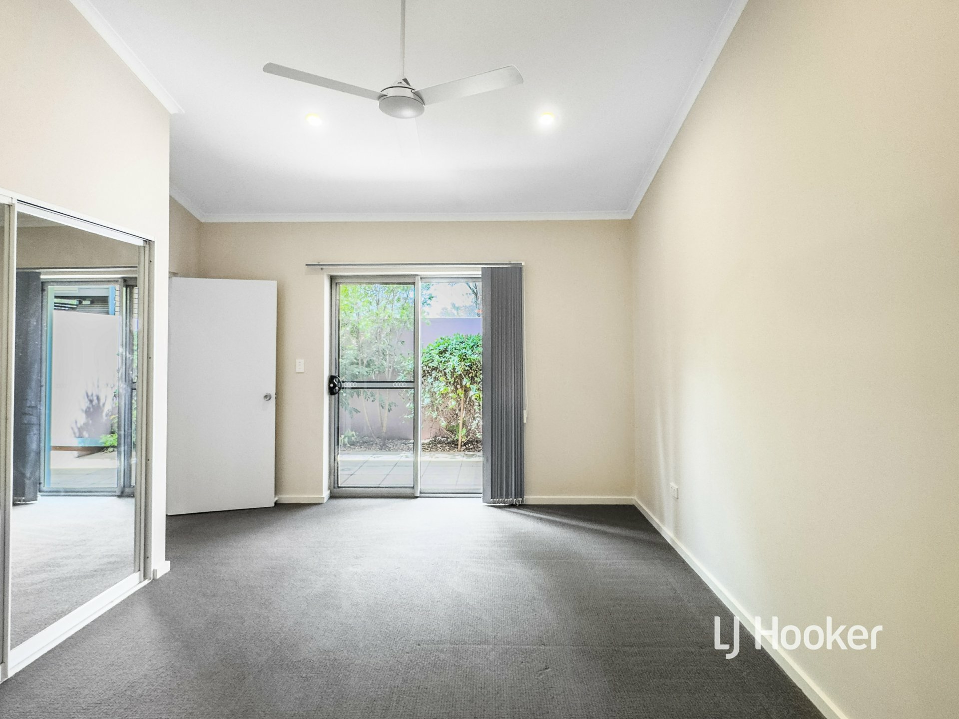 5/8 Jennerae Drive — photo 14 of 20