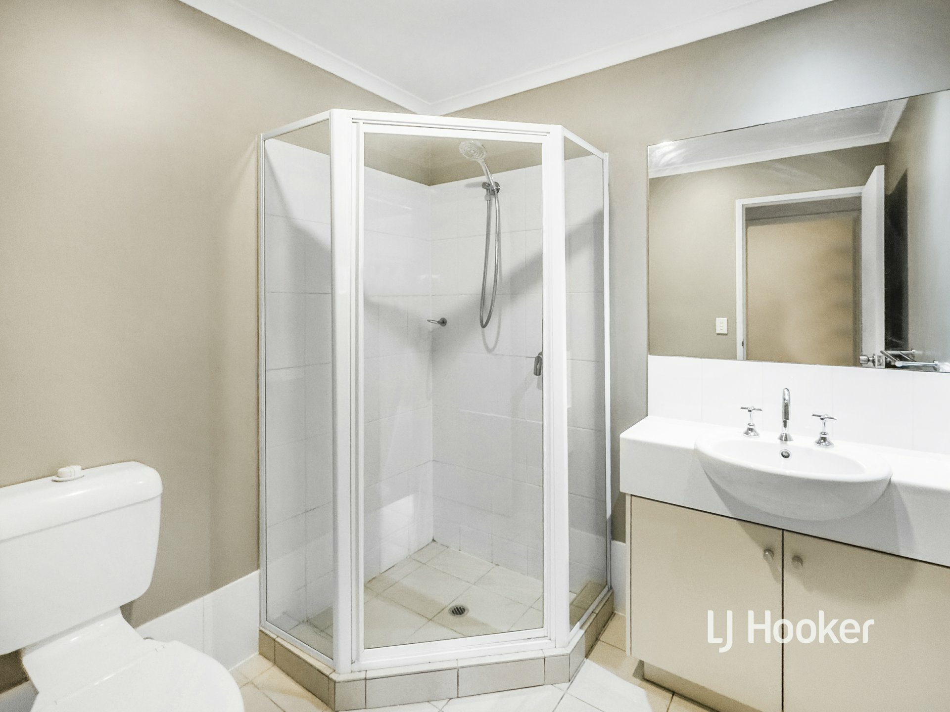 5/8 Jennerae Drive — photo 18 of 20
