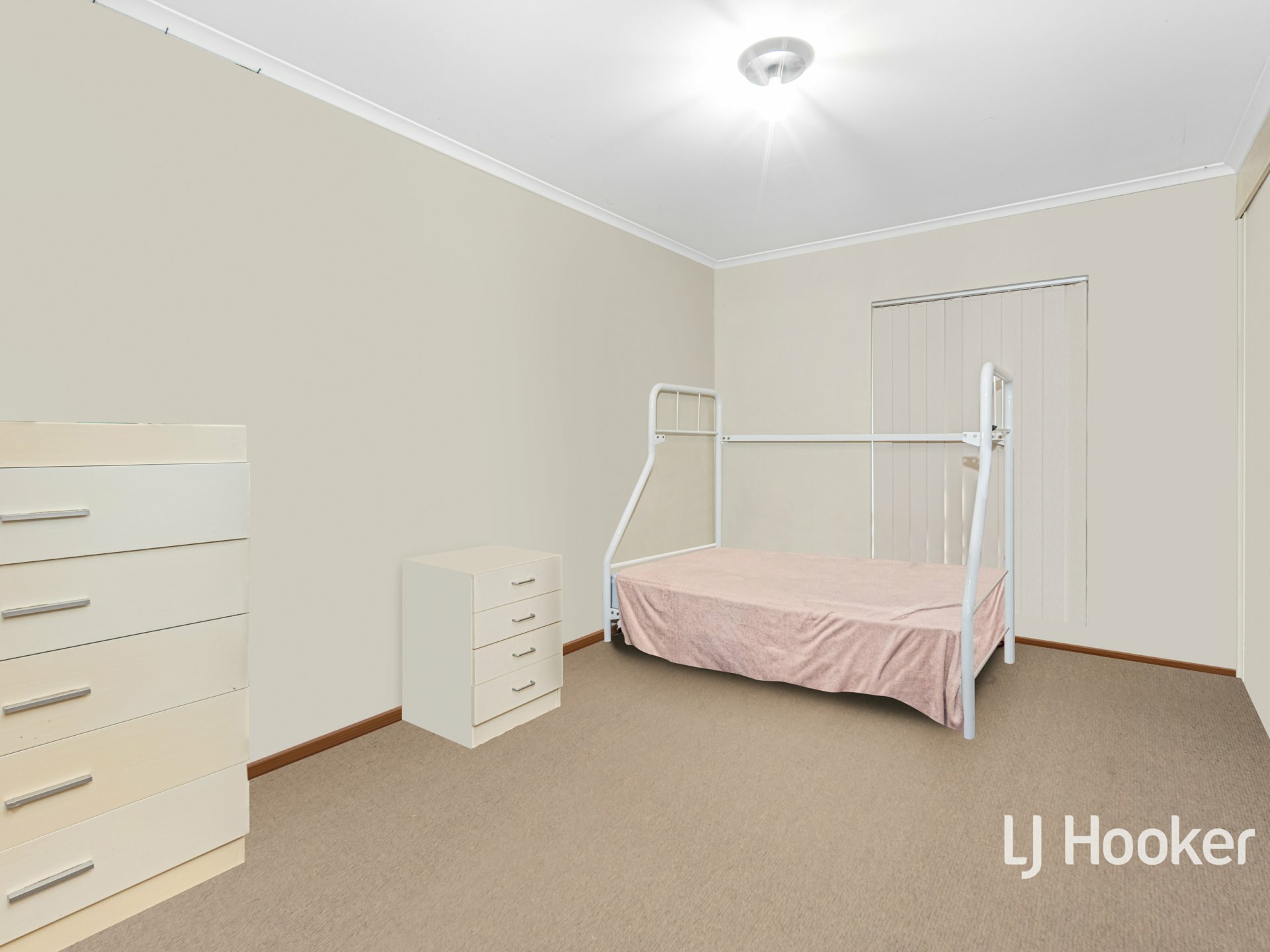 28 Battarbee Street — photo 13 of 25